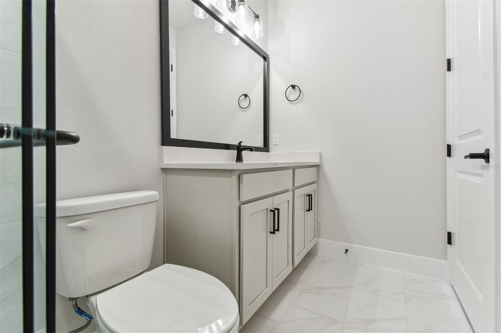 Image 40 of 59 For 11884 Richmond Trail
