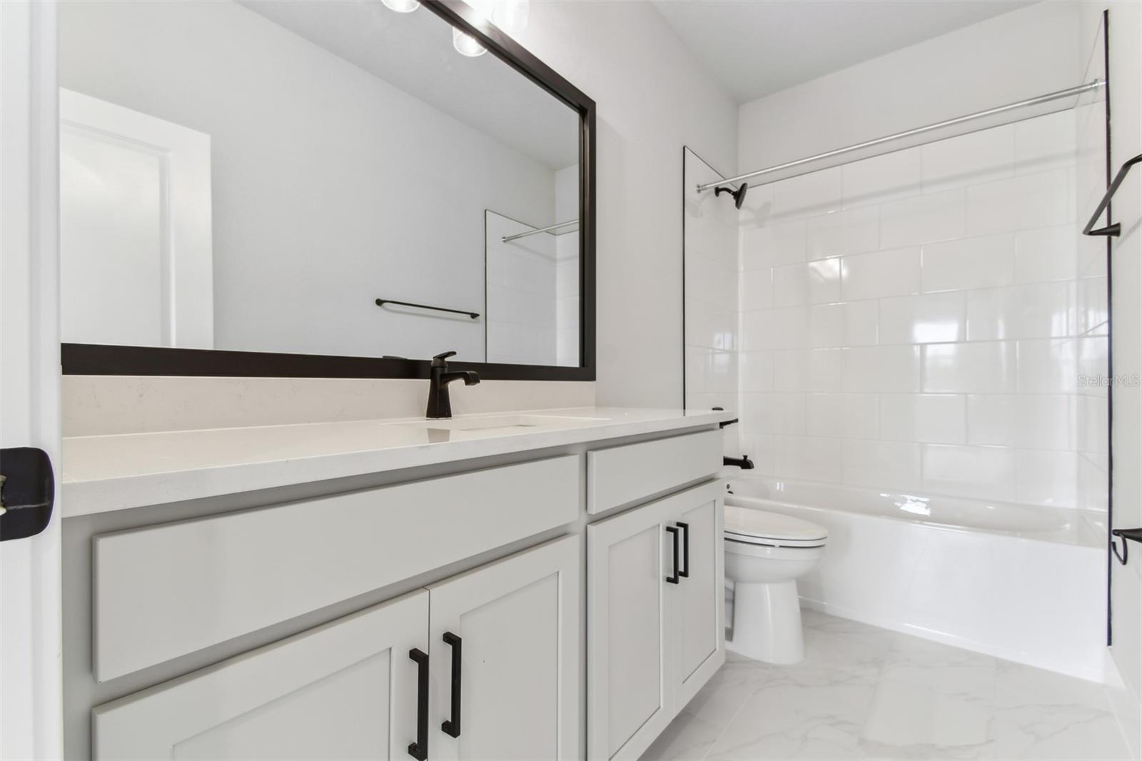 Image 43 of 59 For 11884 Richmond Trail