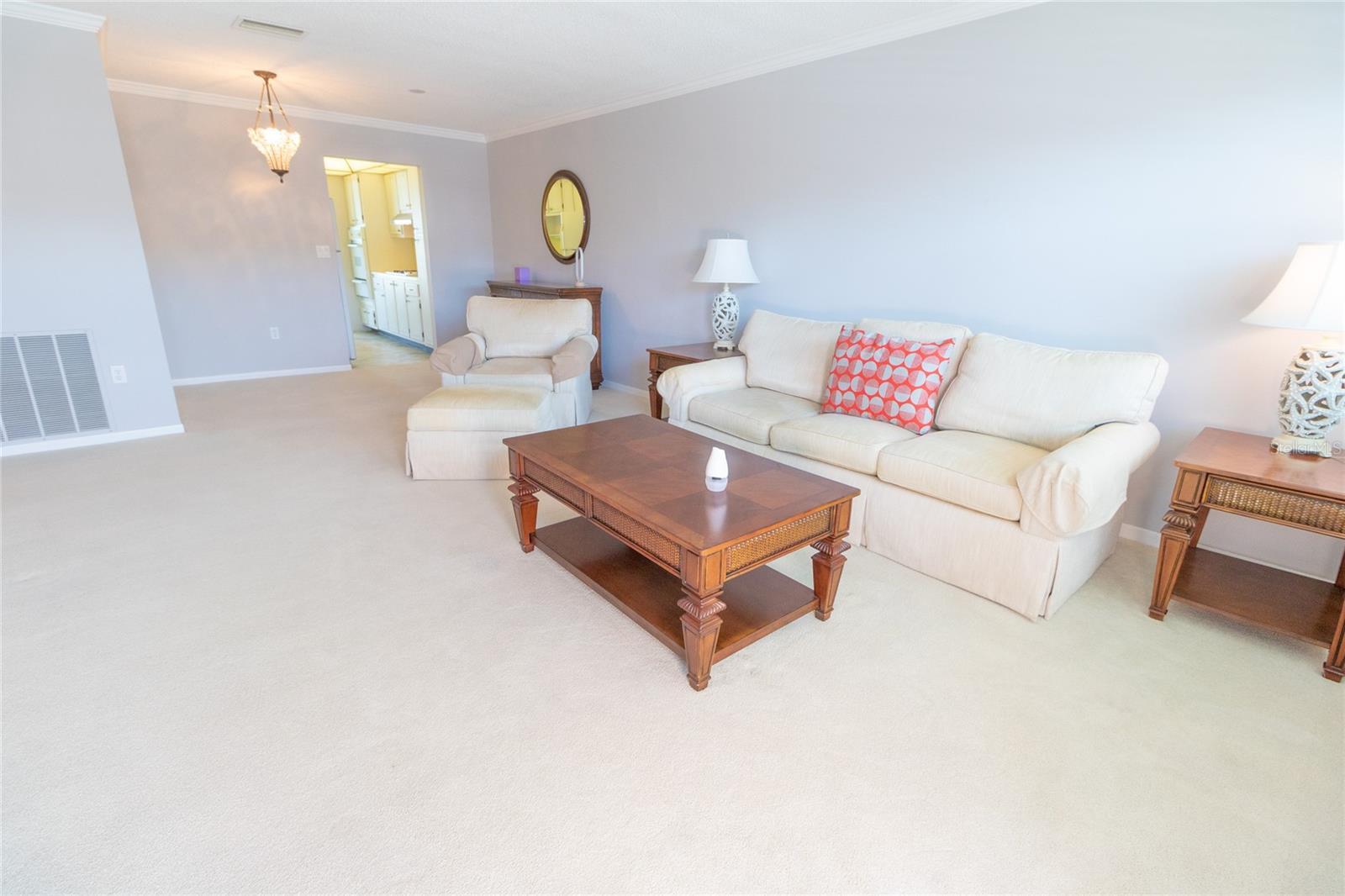 Image 3 of 31 For 5925 Shore Boulevard S 608