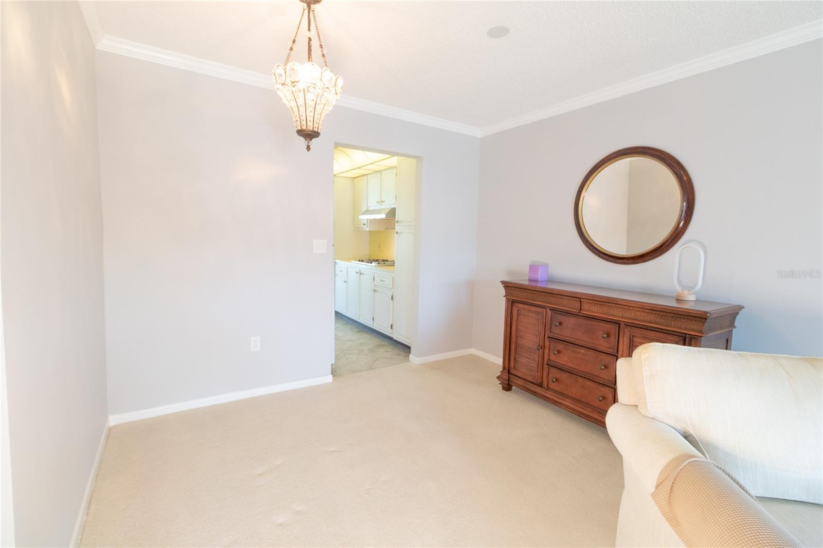 Image 4 of 31 For 5925 Shore Boulevard S 608