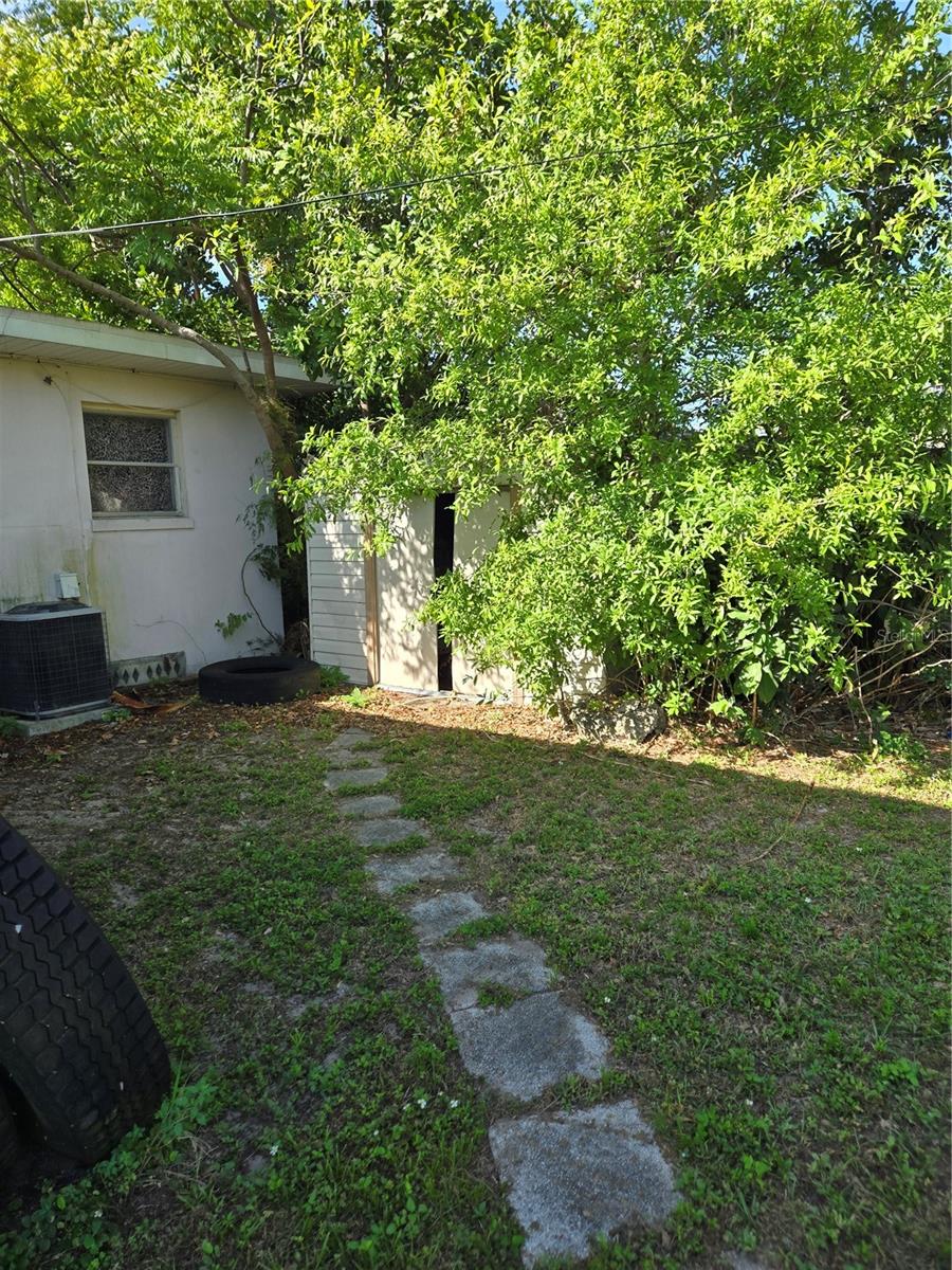 Image 17 of 19 For 1448 Lemon Street
