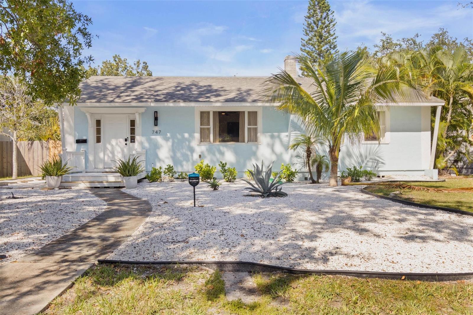 Details for 747 39th Avenue Ne, ST PETERSBURG, FL 33703