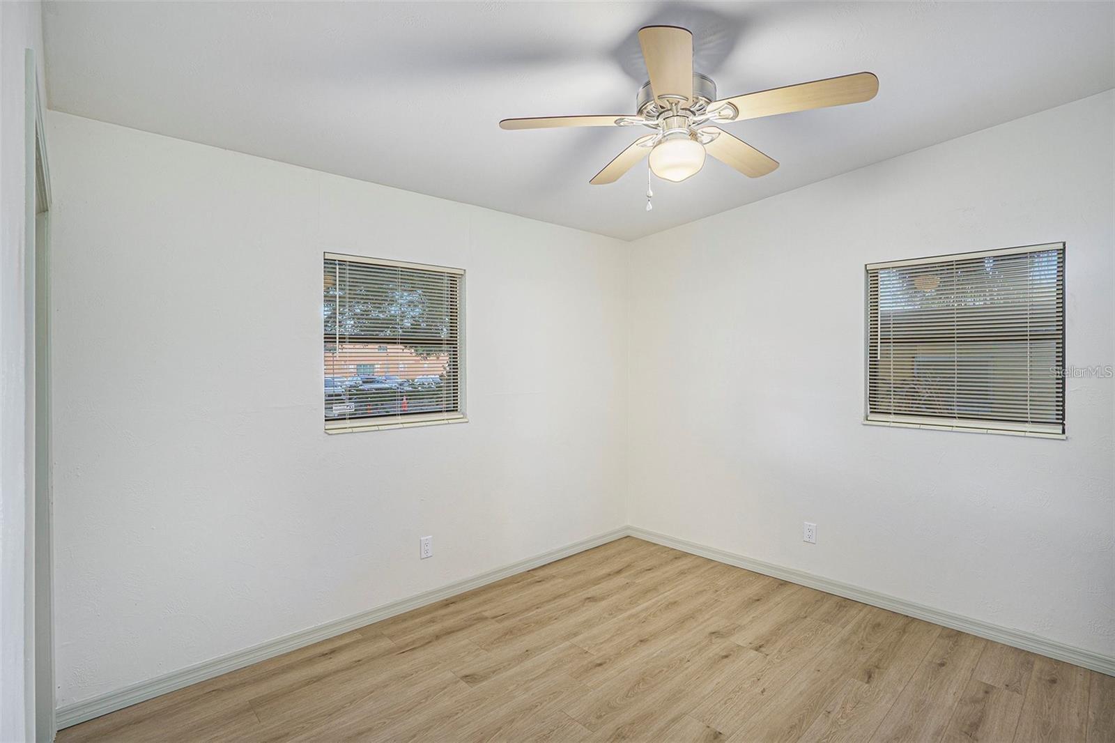 Image 14 of 23 For 10111 Ola Avenue