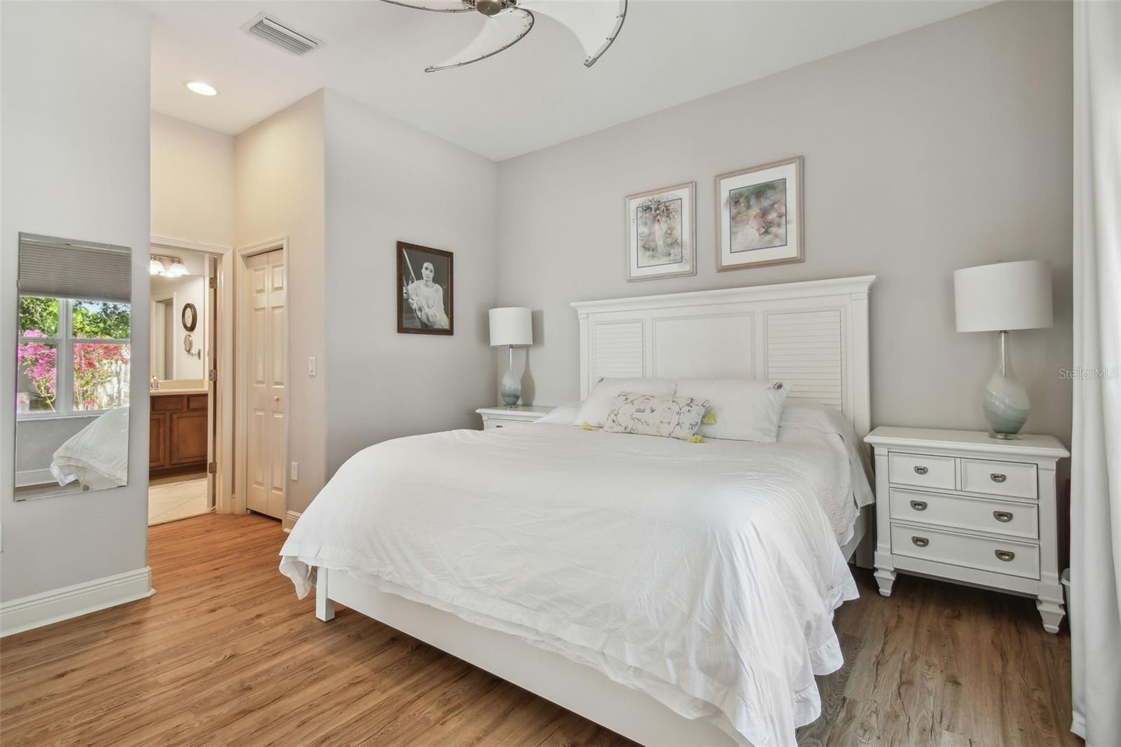 Image 32 of 83 For 20761 Amanda Oak Court