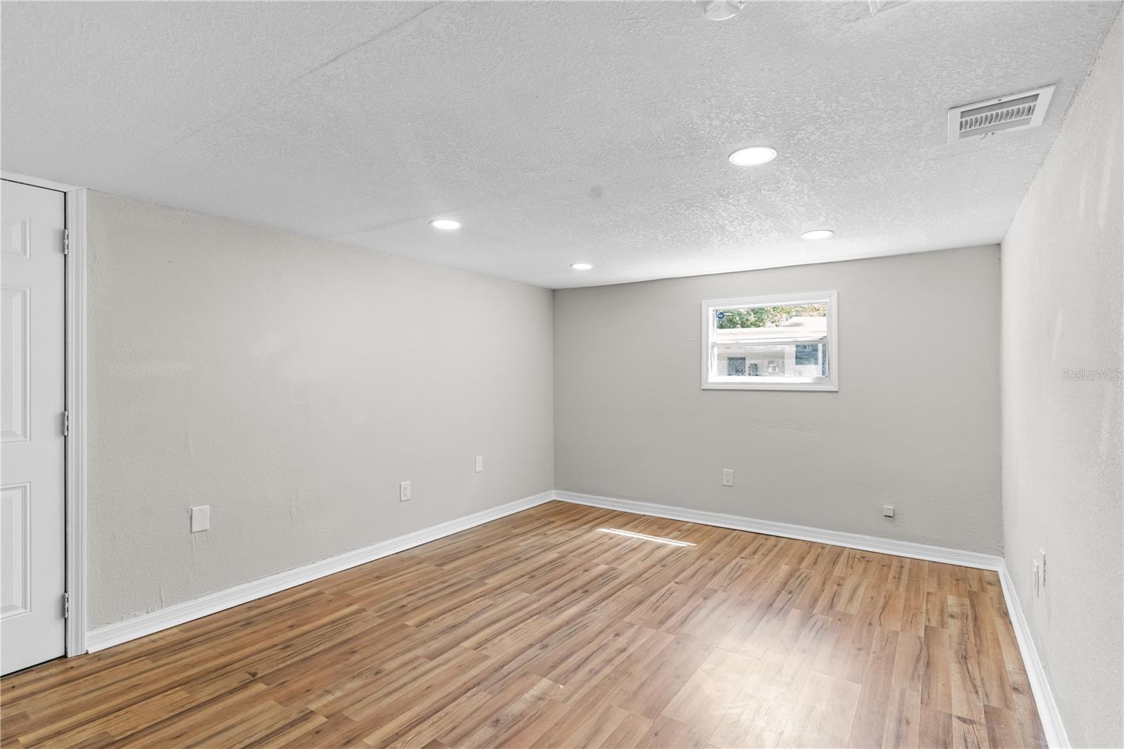 Image 9 of 22 For 3413 12th Street