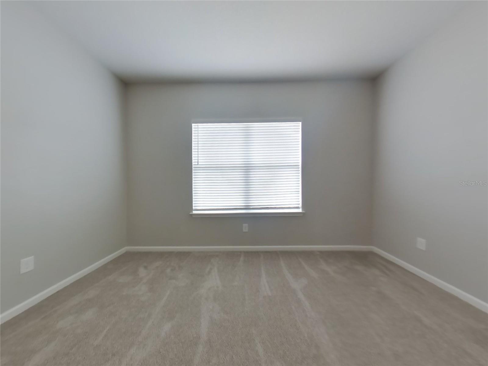 Listing photo id 8 for 11445 64th Street E