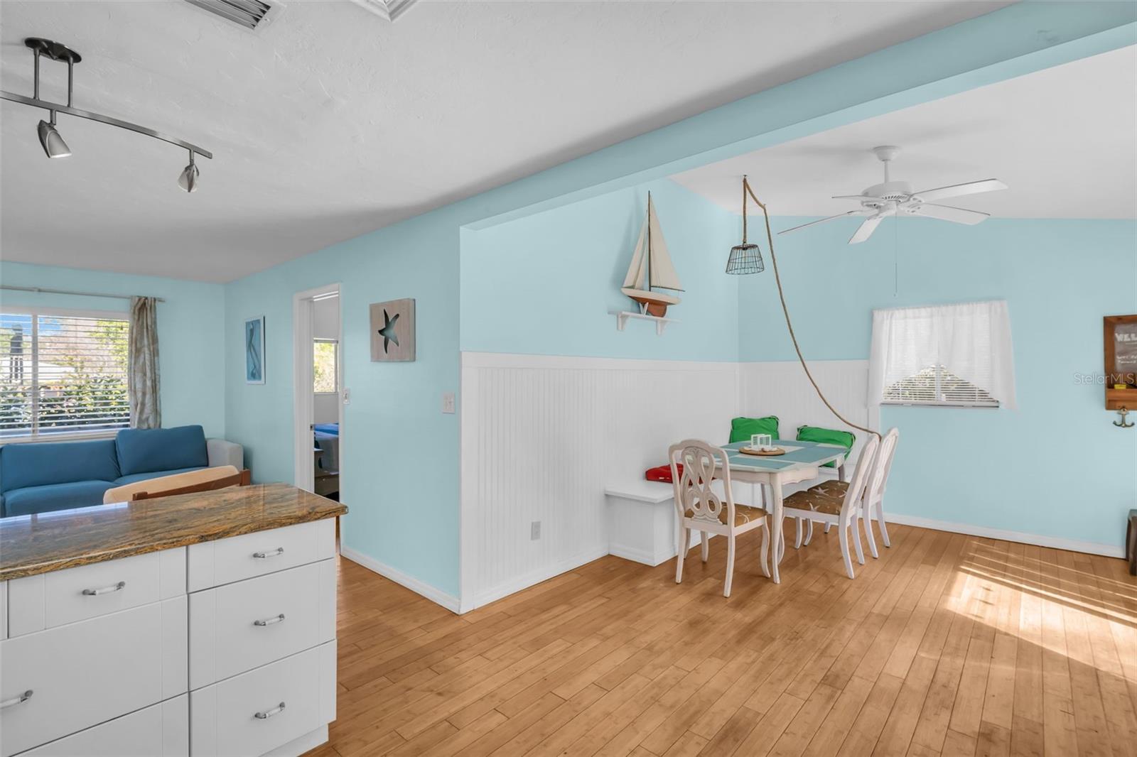 Image 10 of 33 For 2700 56th Street S