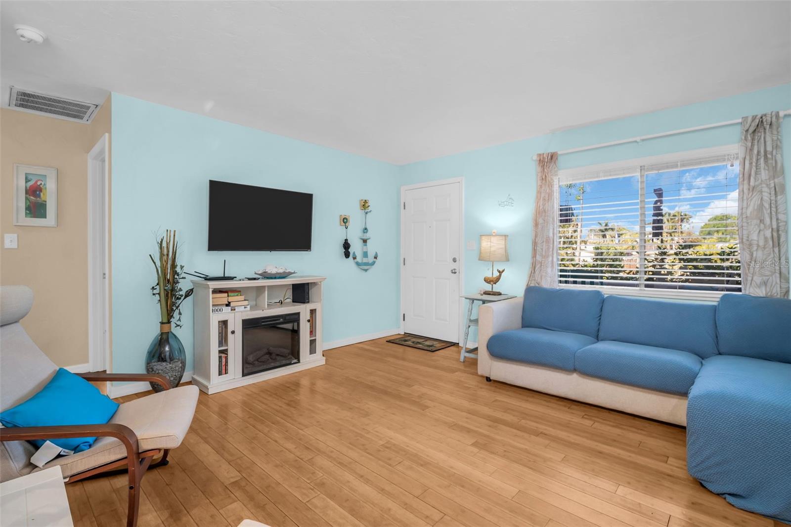Image 6 of 33 For 2700 56th Street S