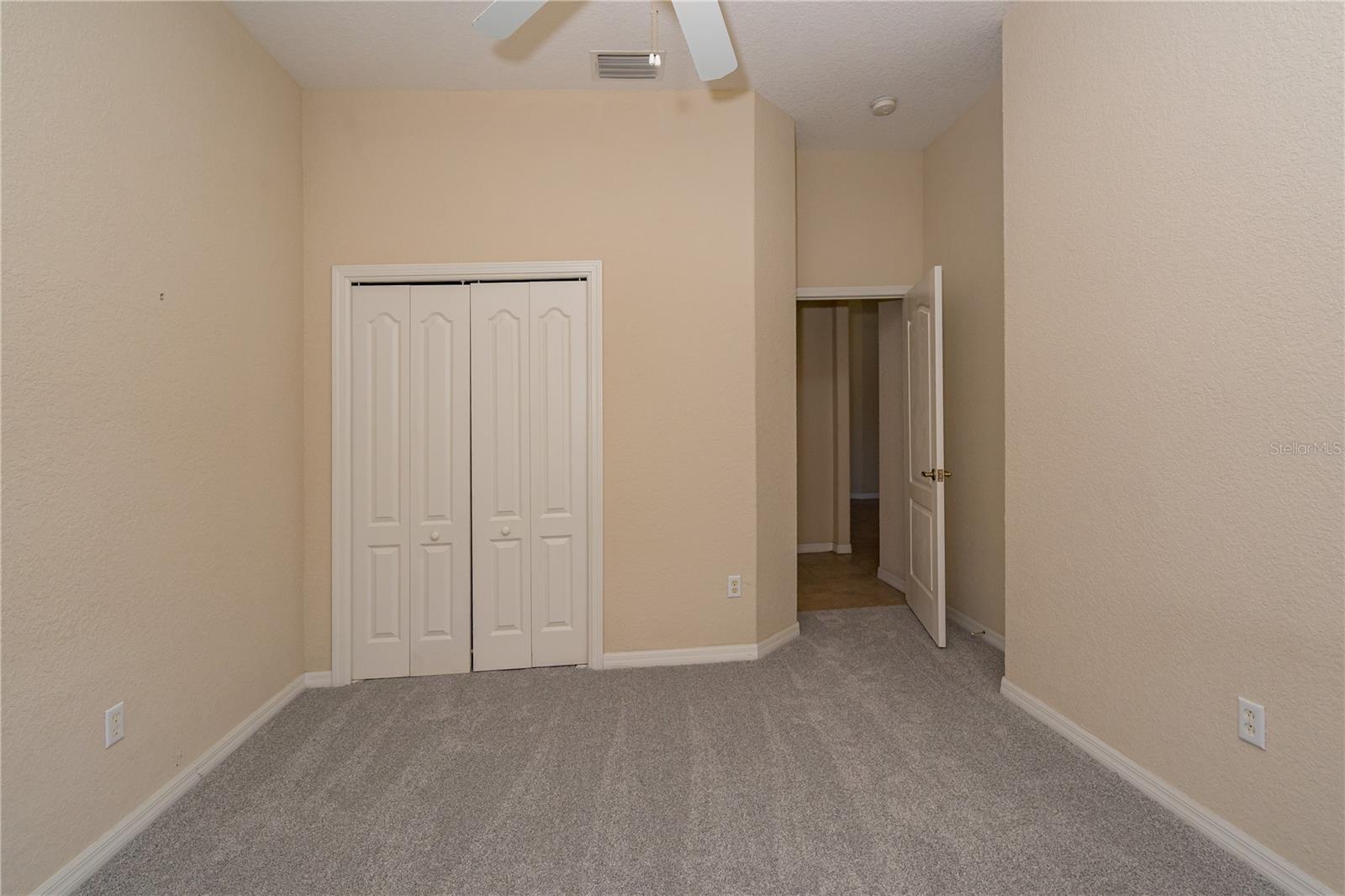 Image 19 of 48 For 1038 Emerald Dunes Drive