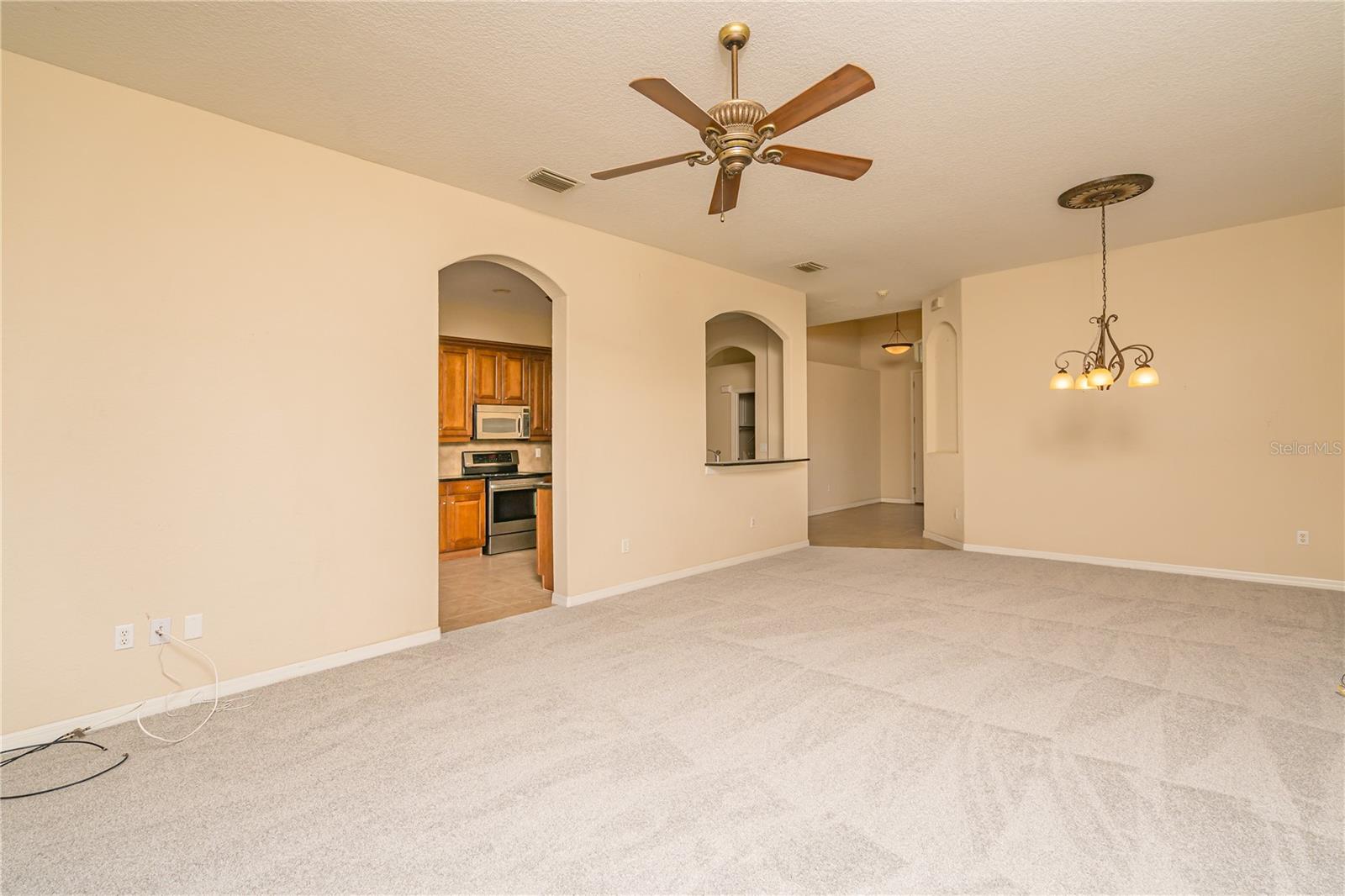 Image 22 of 48 For 1038 Emerald Dunes Drive