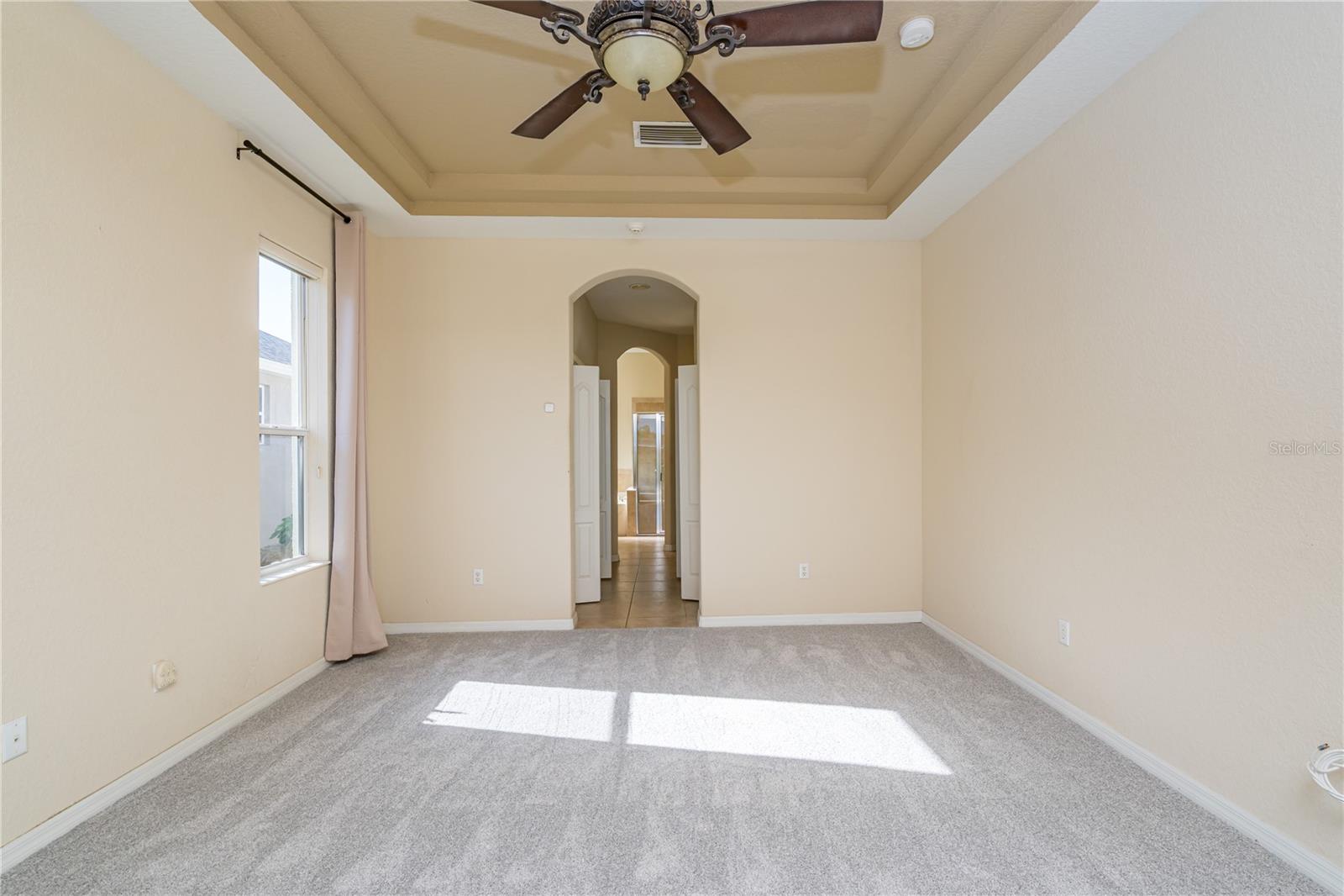 Image 33 of 48 For 1038 Emerald Dunes Drive