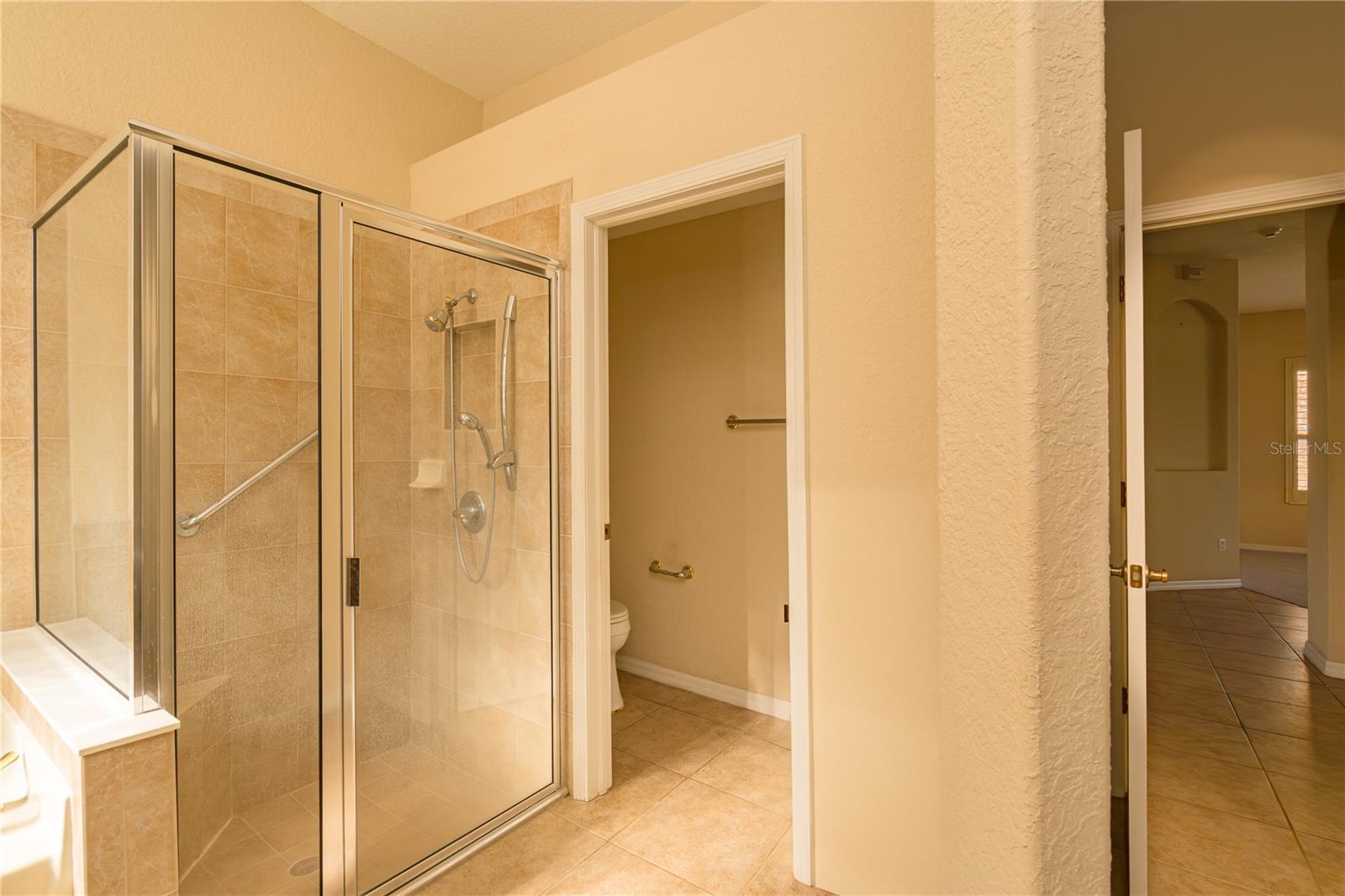 Image 36 of 48 For 1038 Emerald Dunes Drive