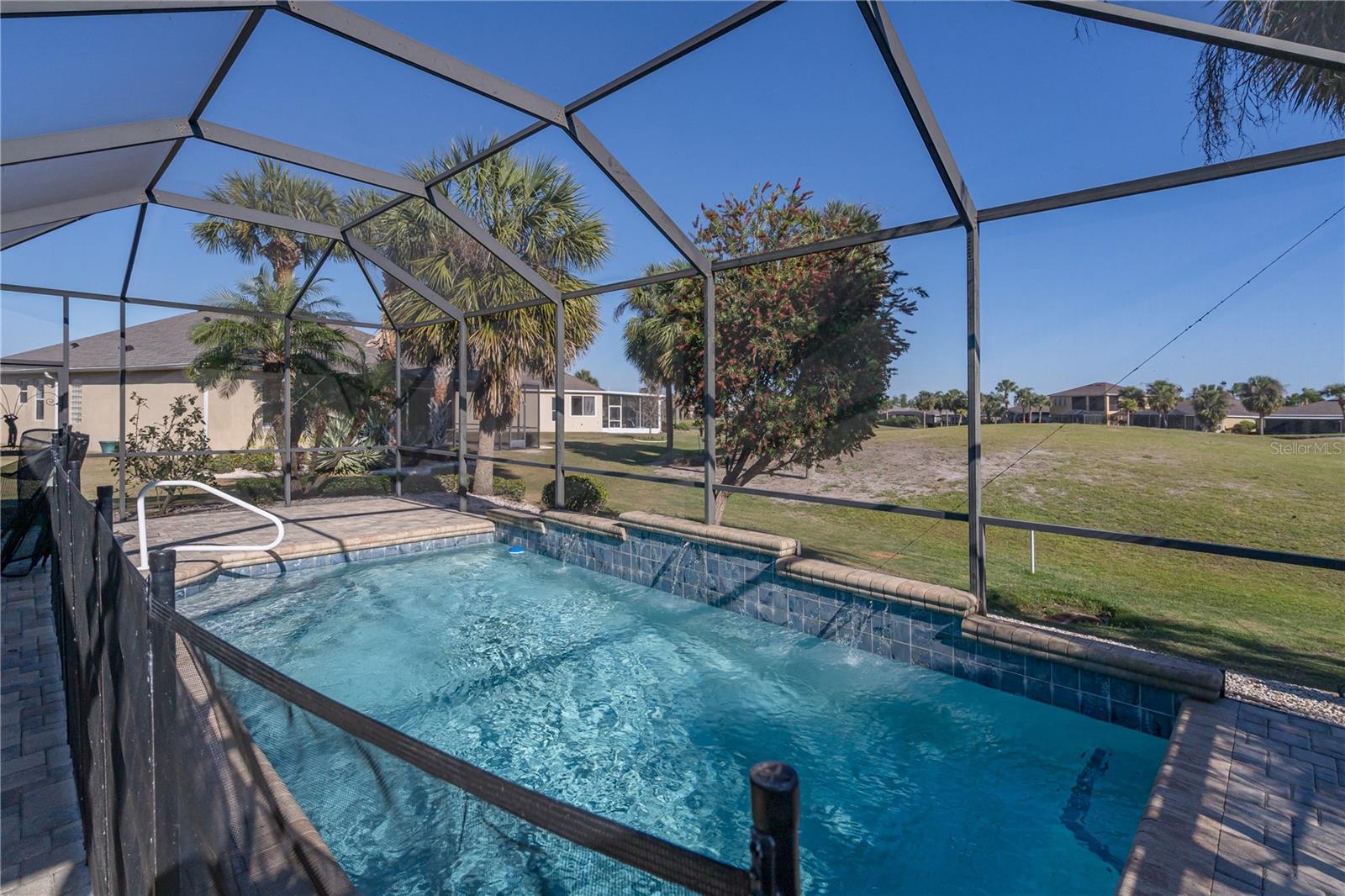 Image 8 of 48 For 1038 Emerald Dunes Drive