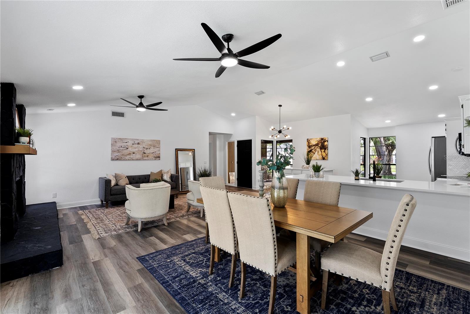 Image 14 of 46 For 4715 Kemble Court