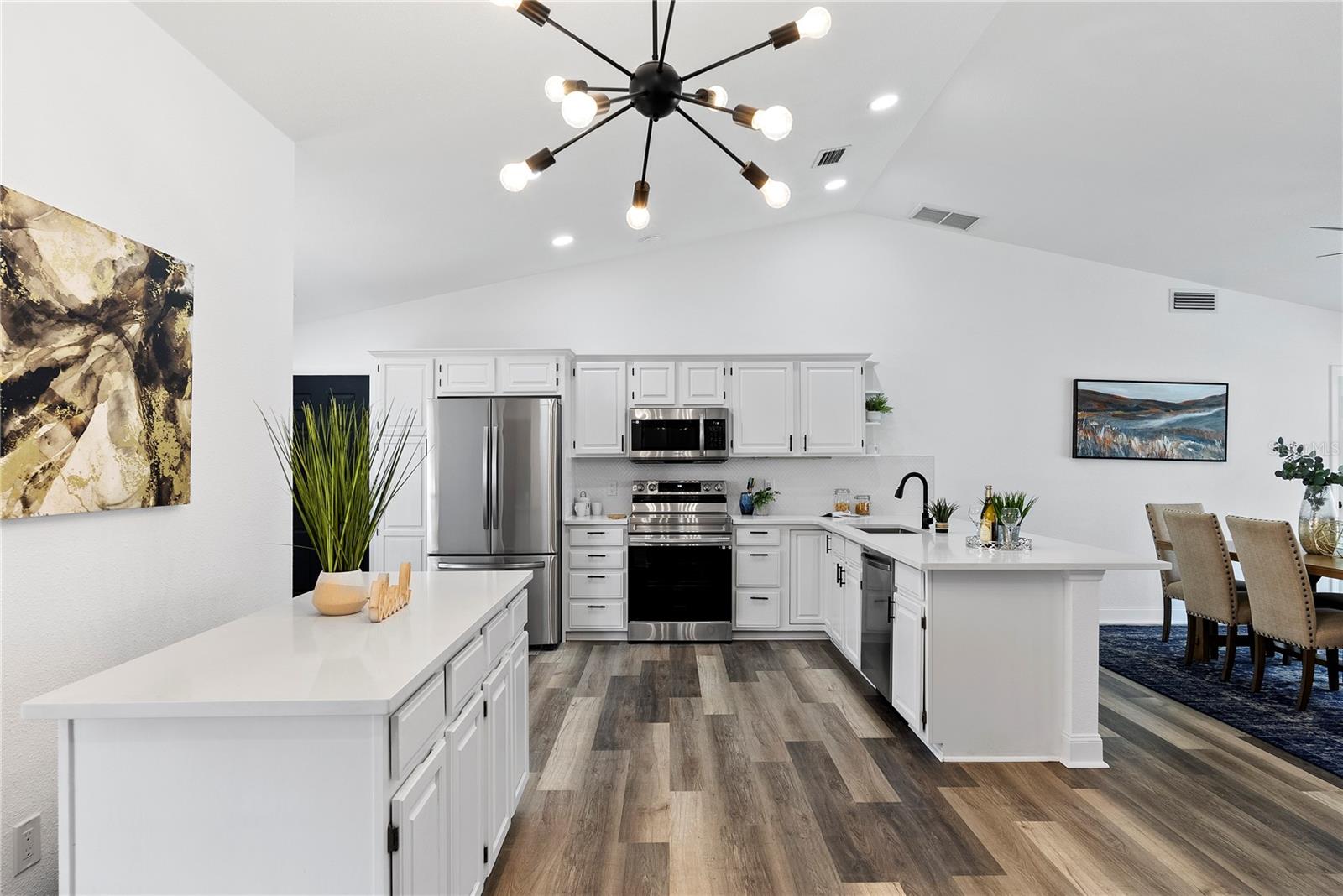 Image 15 of 46 For 4715 Kemble Court