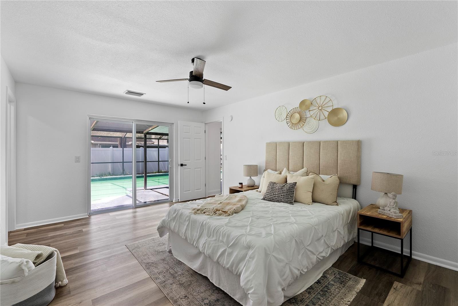 Image 25 of 46 For 4715 Kemble Court