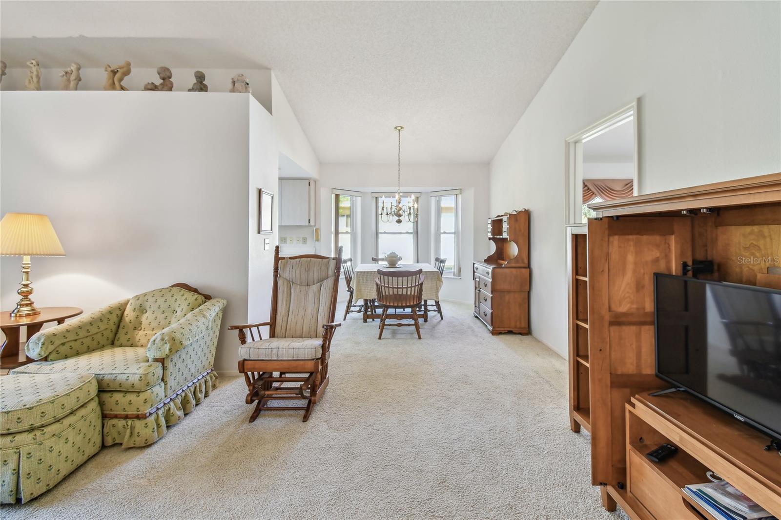 Image 25 of 100 For 2291 Americus Boulevard W 23