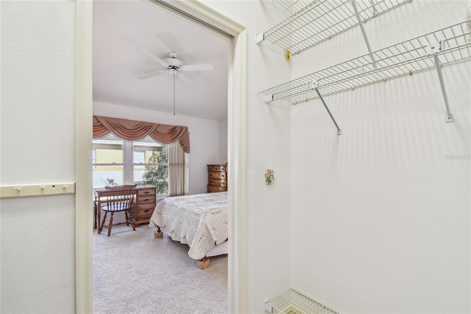 Image 51 of 100 For 2291 Americus Boulevard W 23