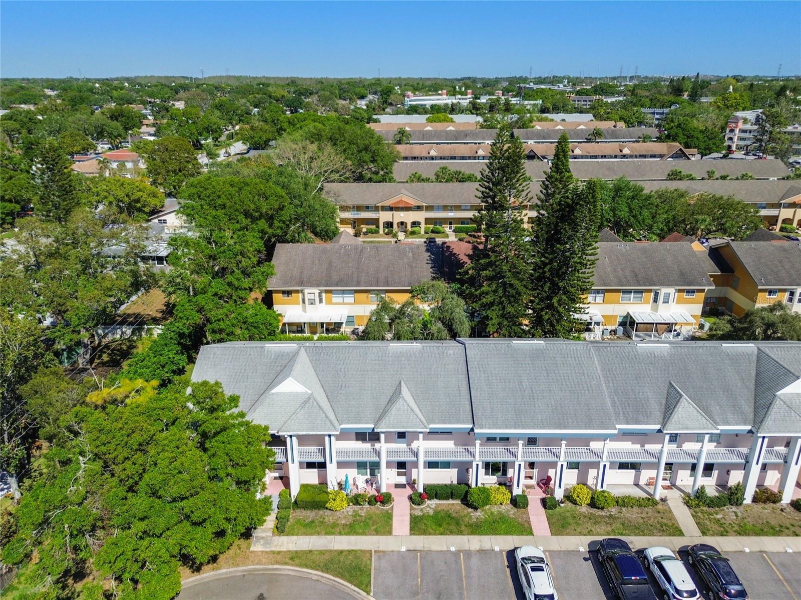 Image 57 of 100 For 2291 Americus Boulevard W 23