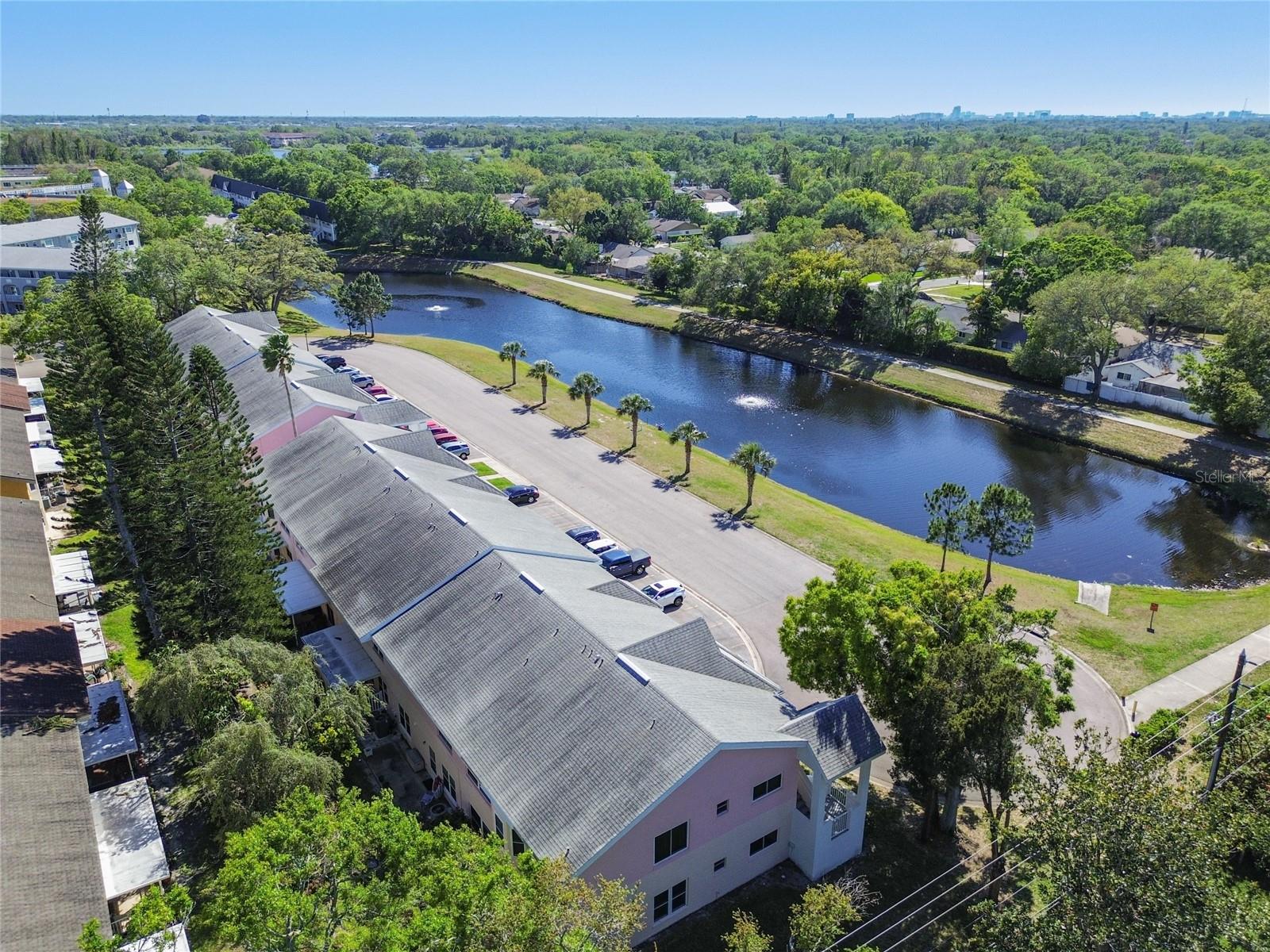 Image 60 of 100 For 2291 Americus Boulevard W 23