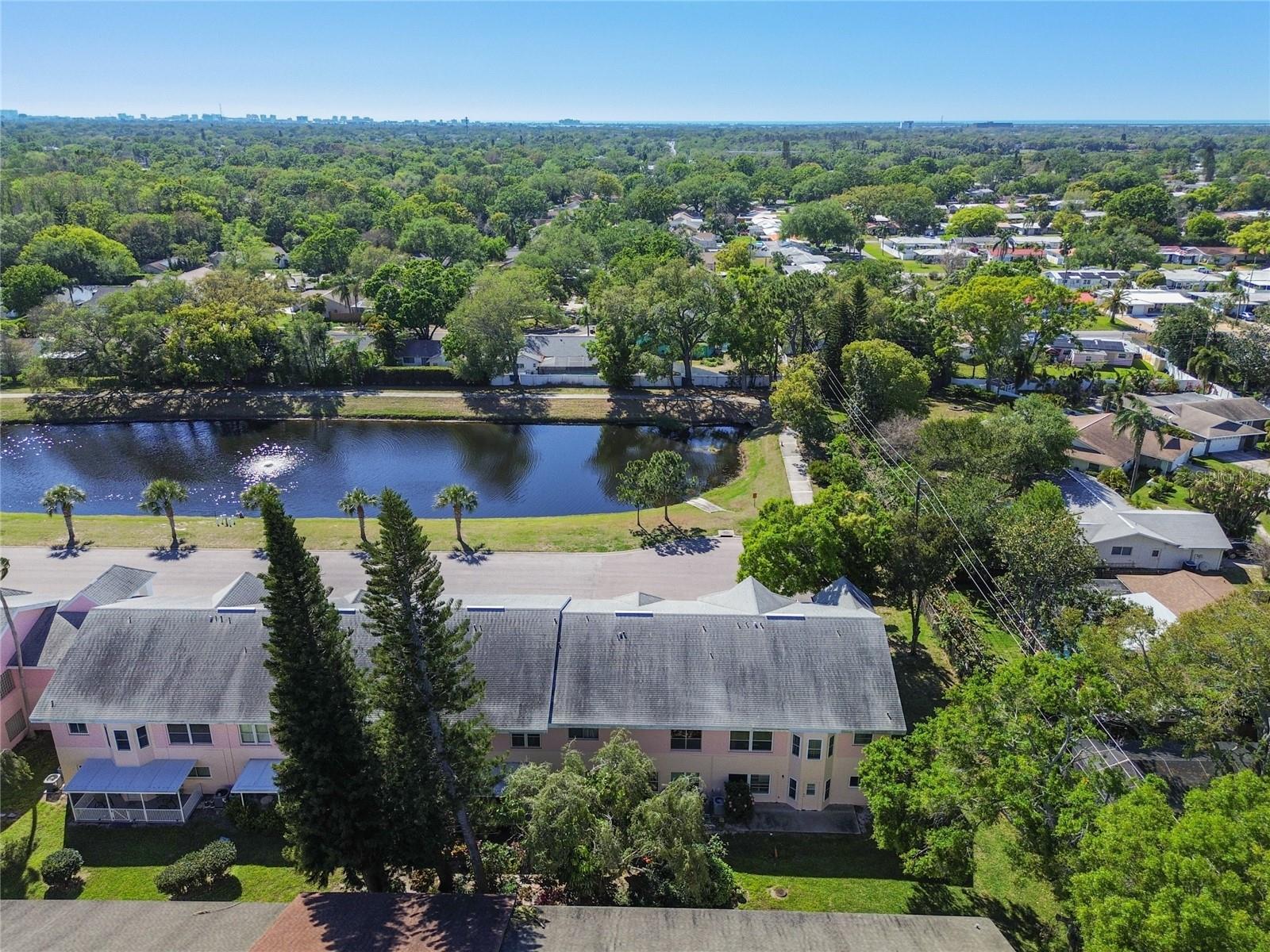 Image 61 of 100 For 2291 Americus Boulevard W 23