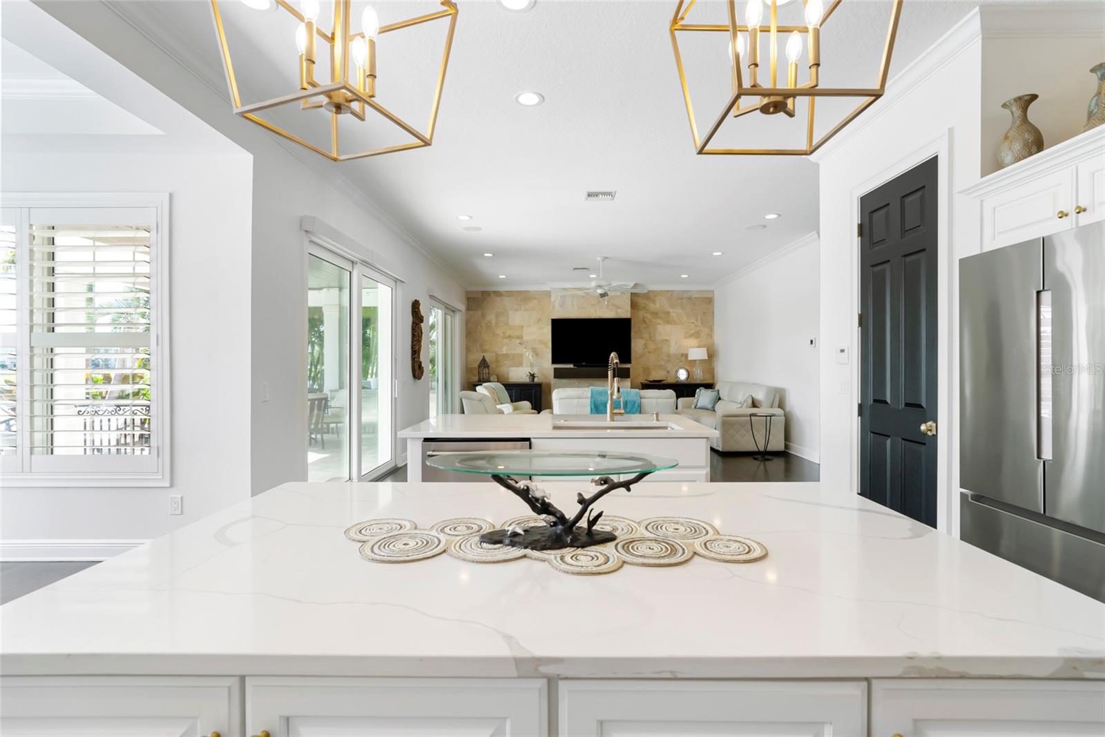 Image 14 of 67 For 356 Belleair Drive Ne