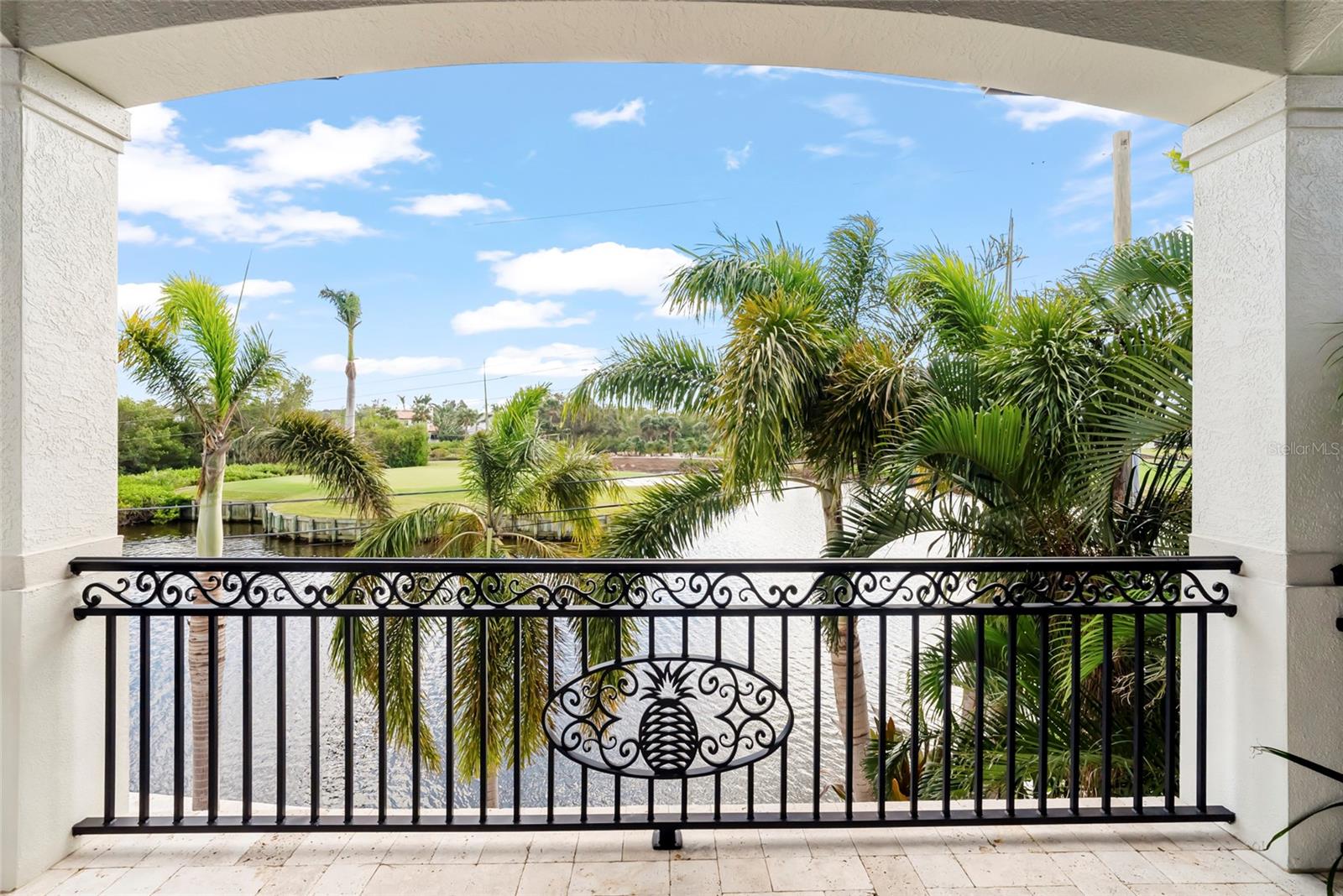 Image 31 of 67 For 356 Belleair Drive Ne