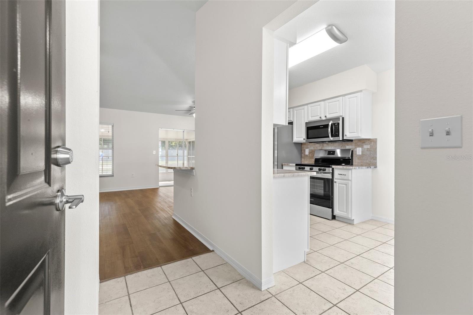 Image 14 of 55 For 29250 Princeville Drive