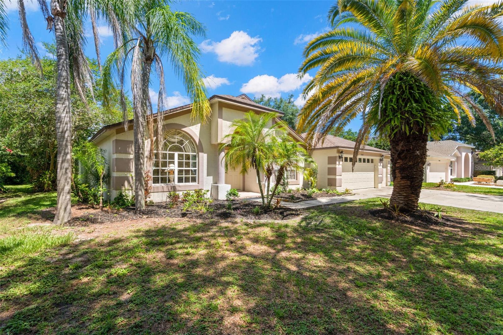 Image 31 of 35 For 15014 Arbor Hollow Drive