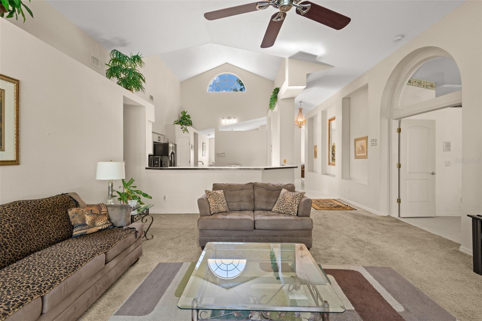 Image 9 of 35 For 15014 Arbor Hollow Drive