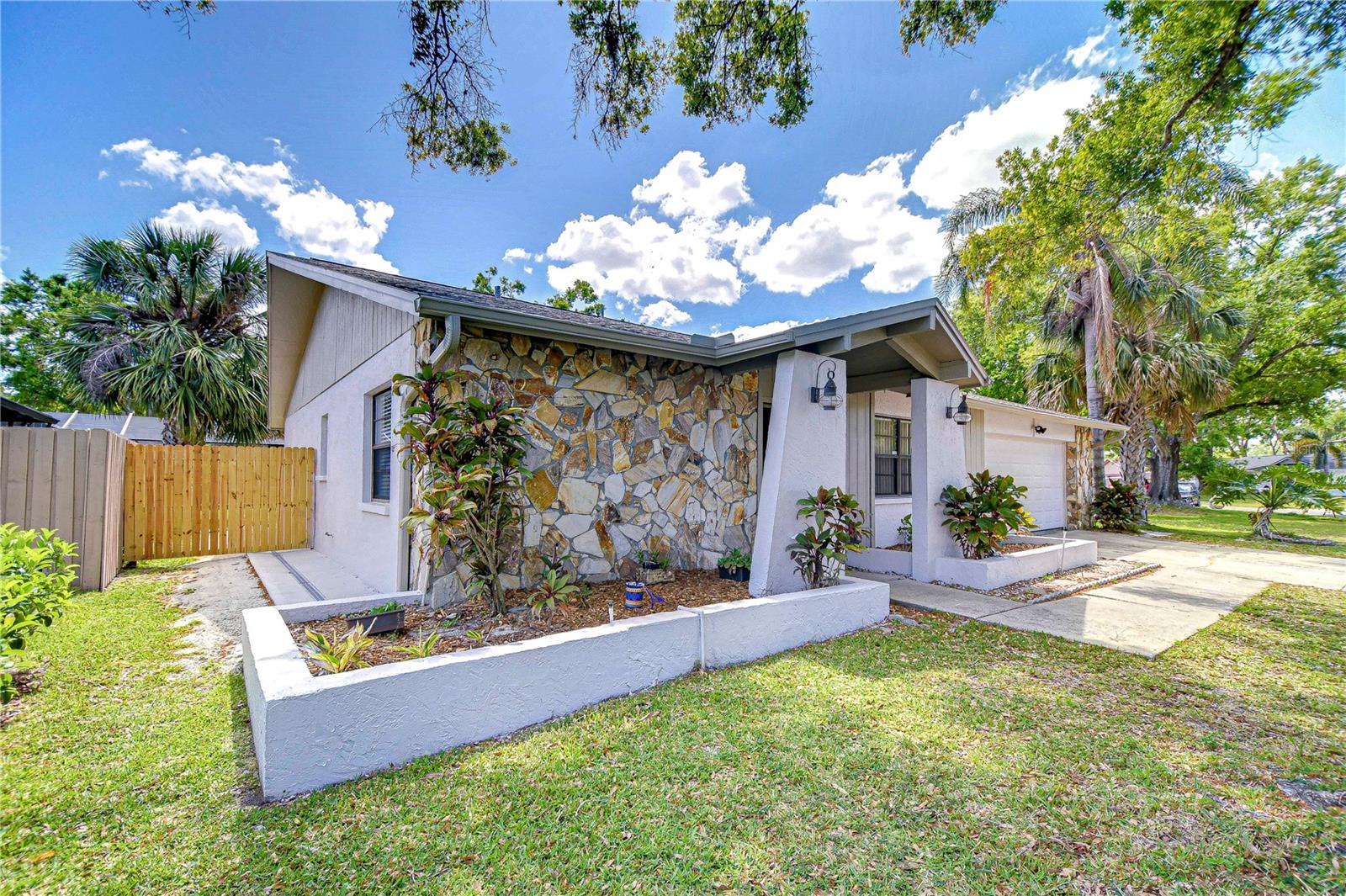 Image 4 of 35 For 4110 Summerdale Drive
