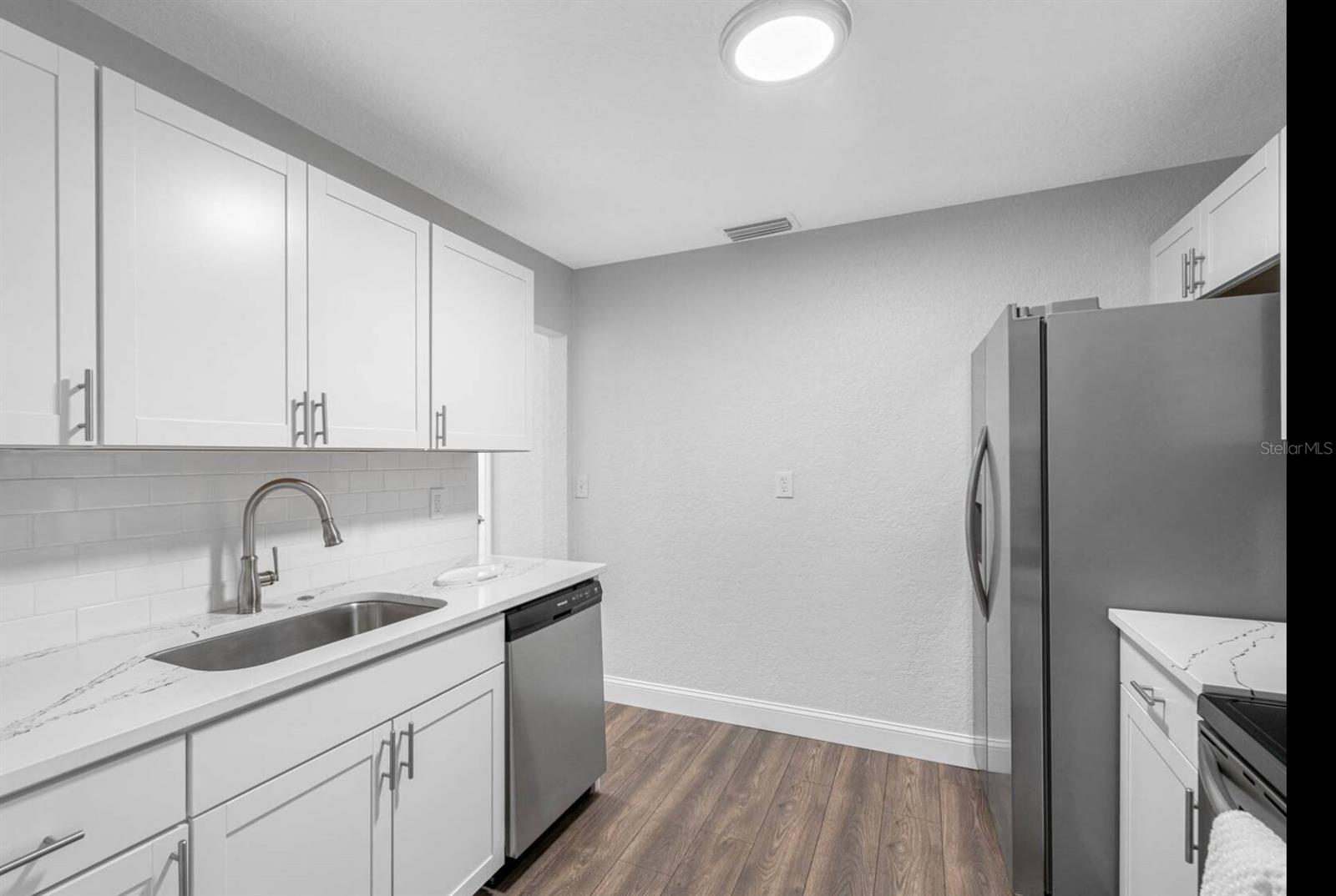 Image 19 of 40 For 7202 8th Avenue N