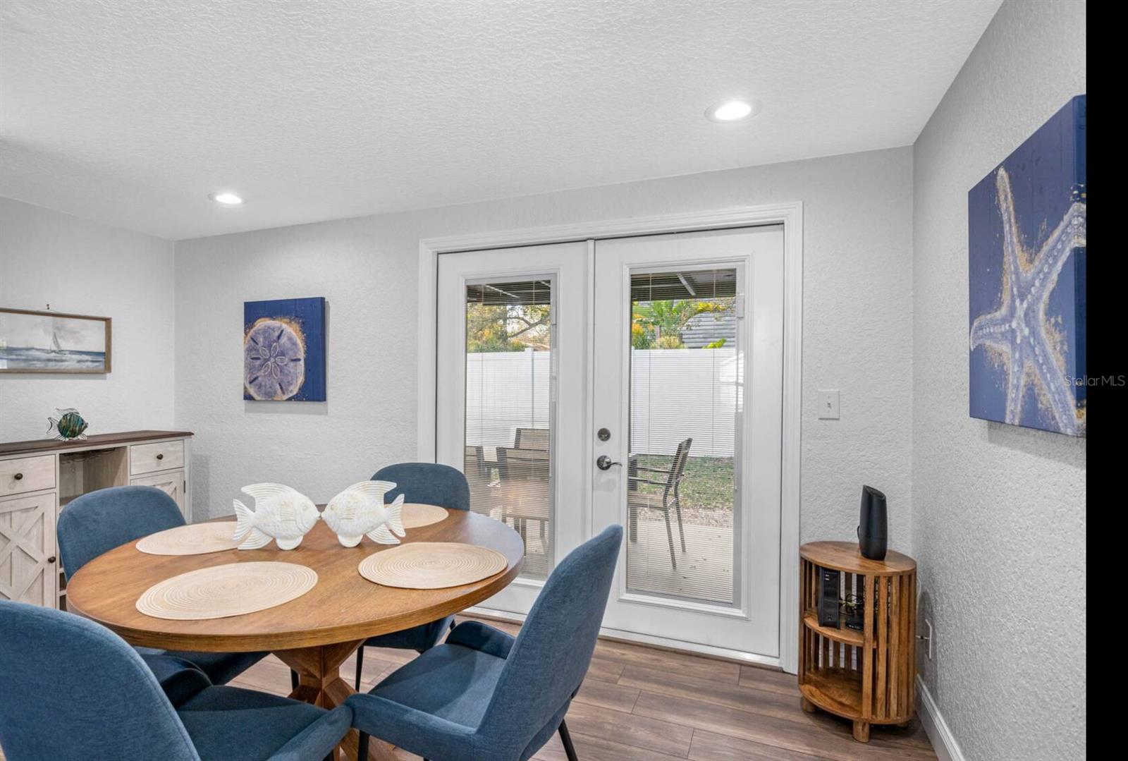 Image 5 of 40 For 7202 8th Avenue N