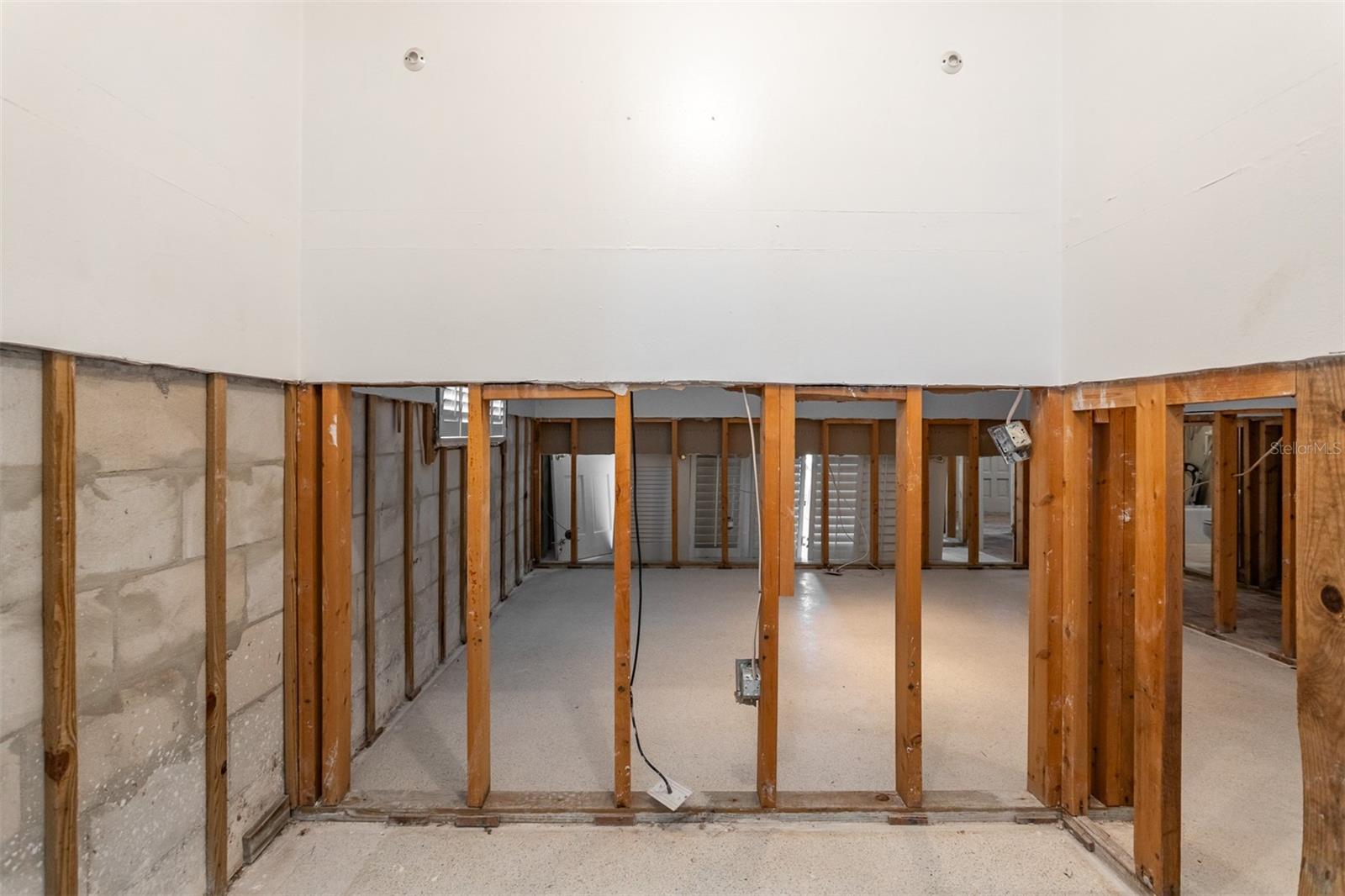 Image 14 of 50 For 2304 Occident Street