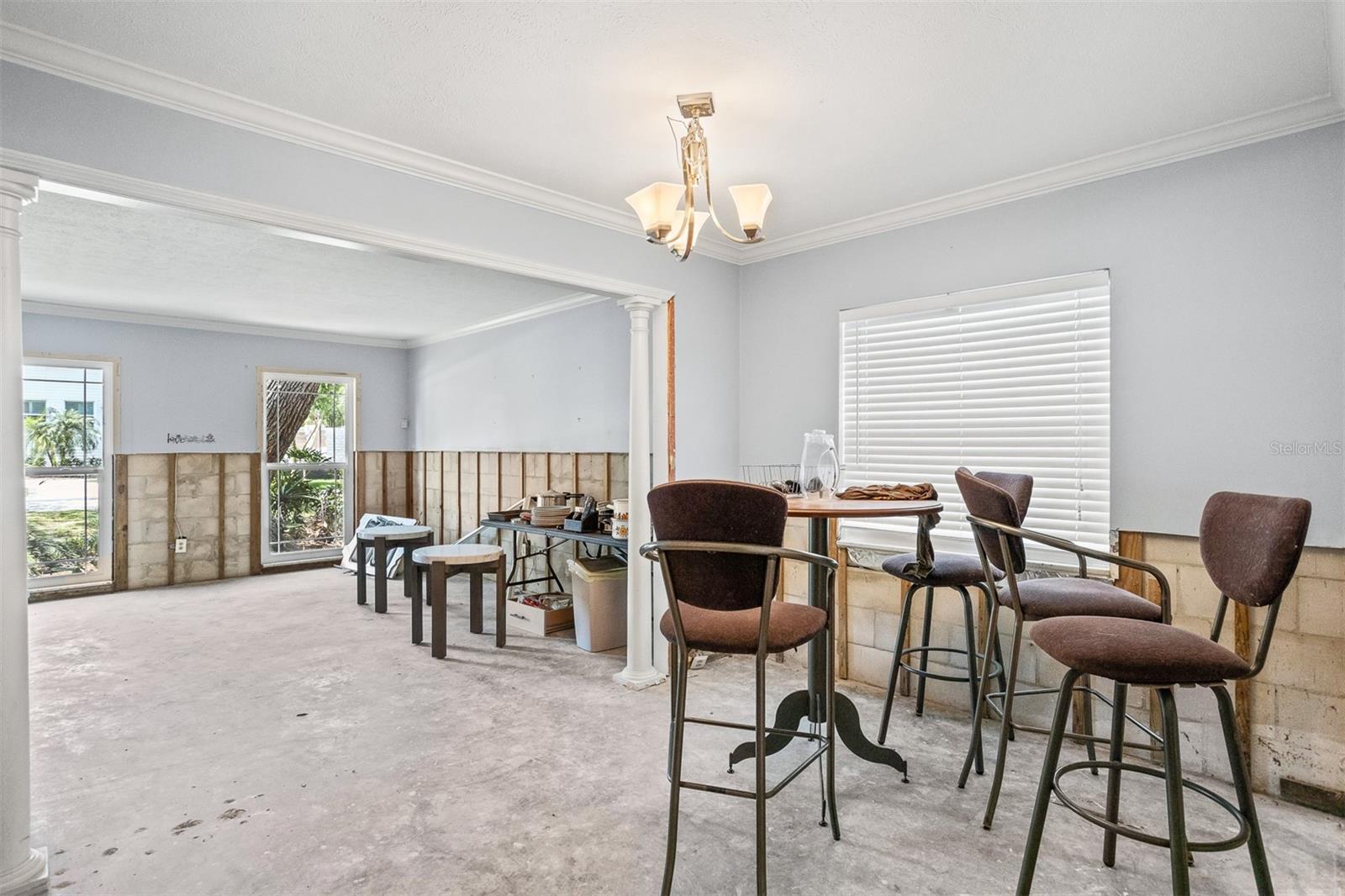 Image 21 of 50 For 2304 Occident Street