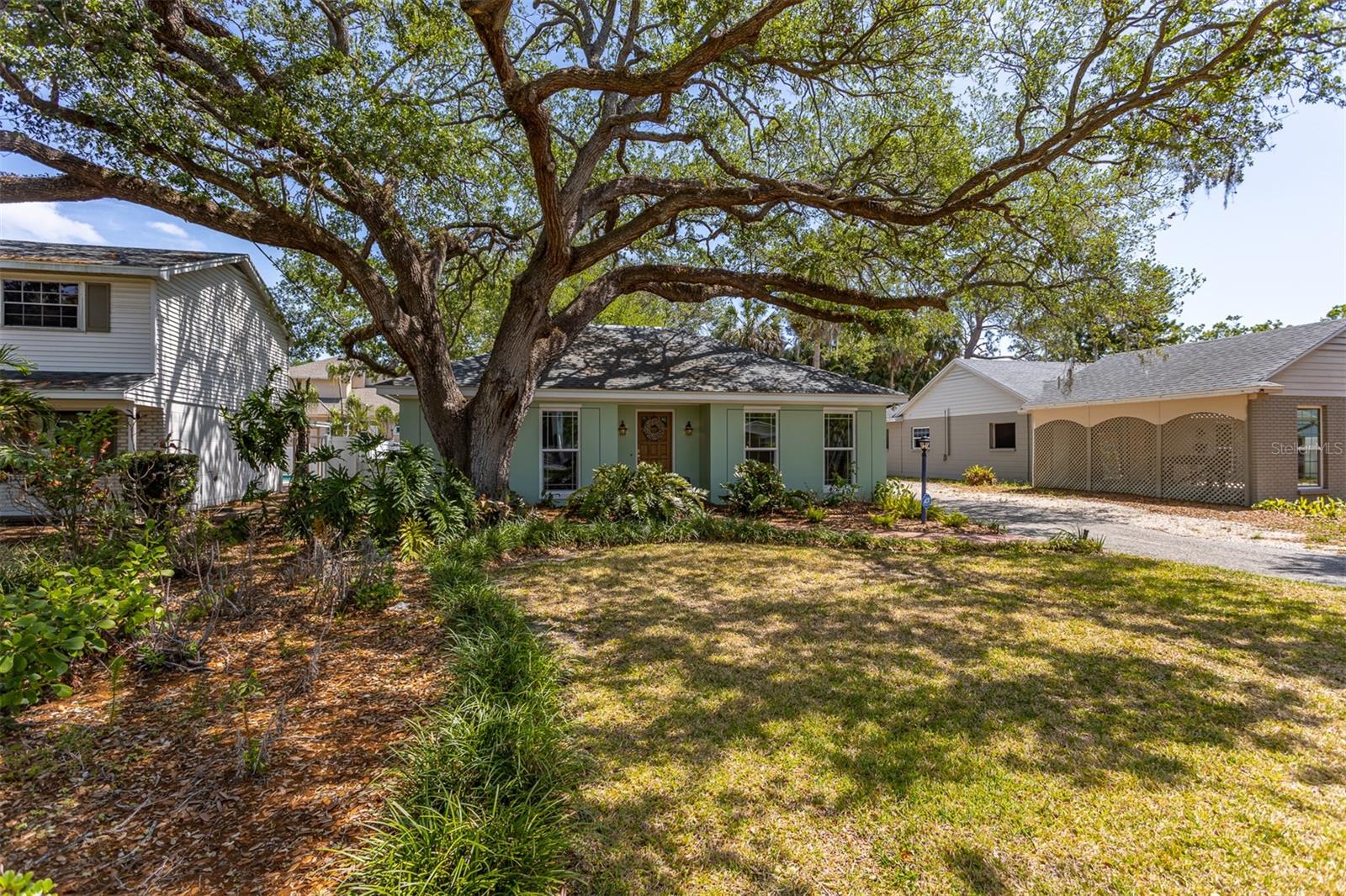 Image 30 of 50 For 2304 Occident Street