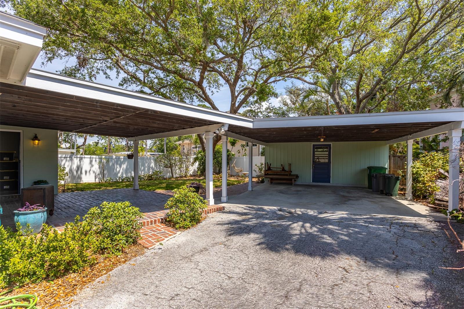 Image 6 of 50 For 2304 Occident Street
