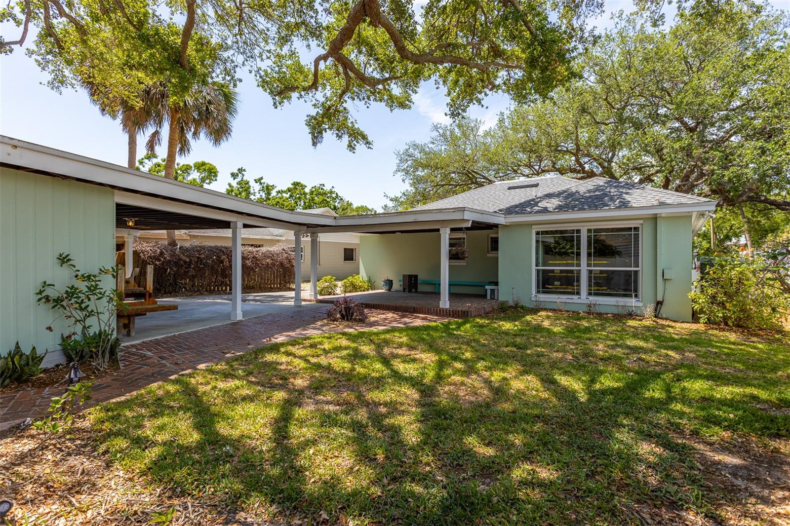 Image 9 of 50 For 2304 Occident Street