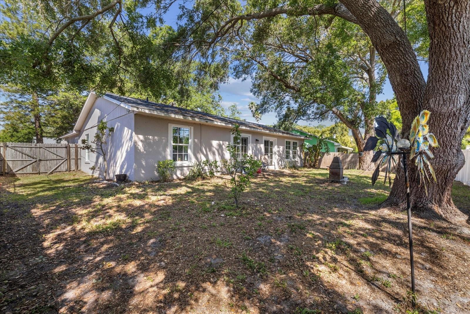 Image 23 of 27 For 1849 Diane Drive