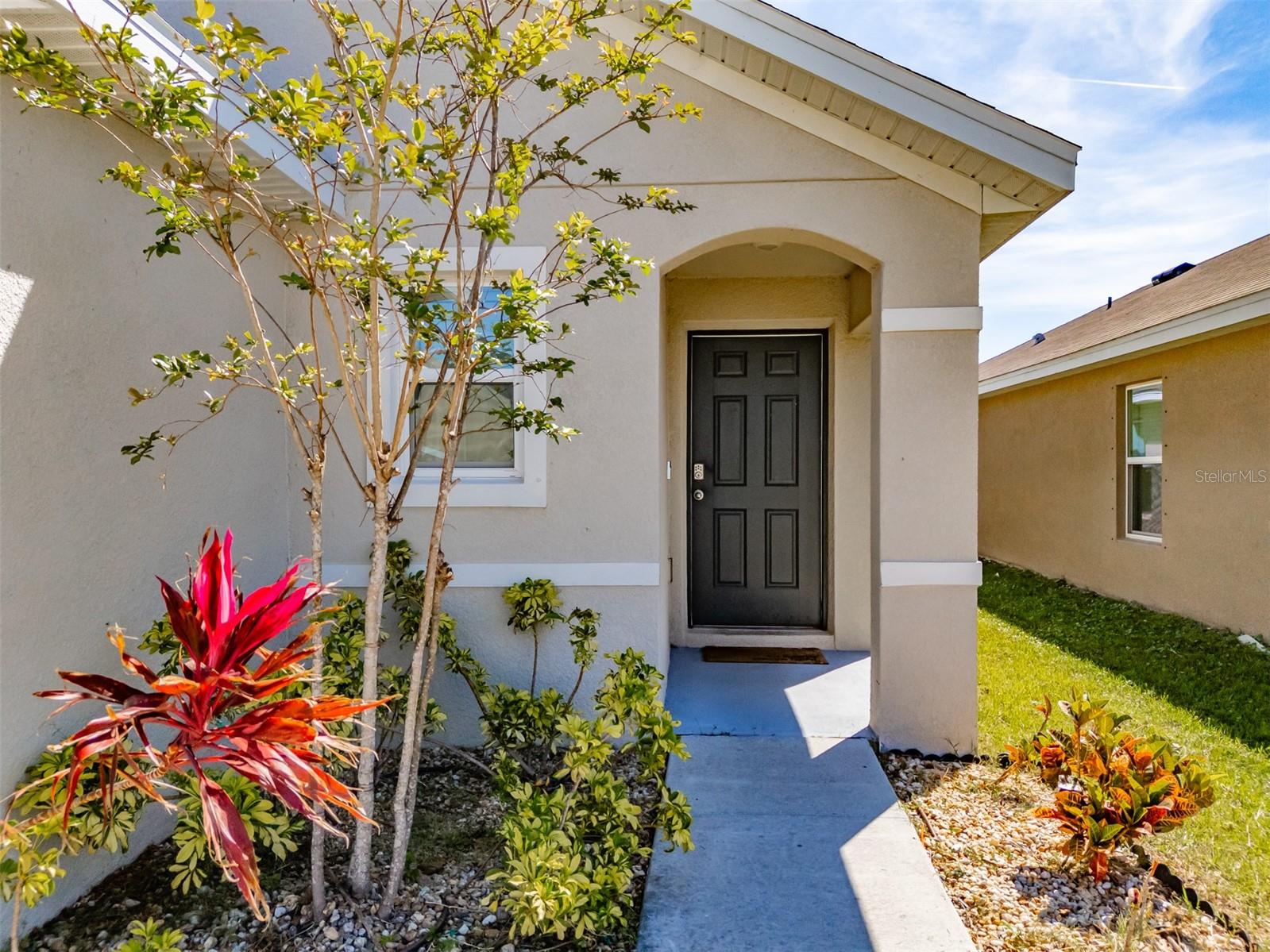 Image 2 of 26 For 659 Sunlit Coral Street