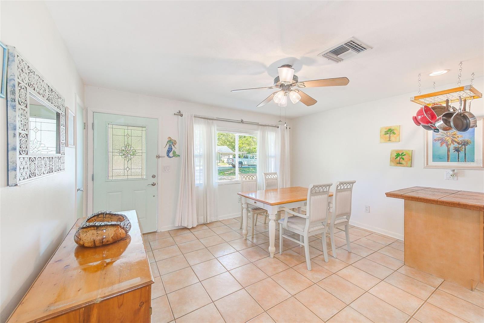 Image 3 of 36 For 700 16th Street Nw