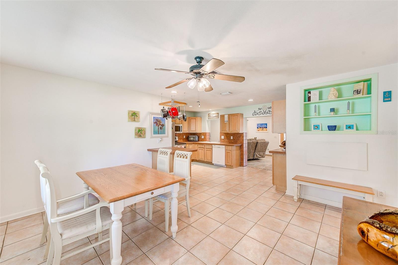 Image 4 of 36 For 700 16th Street Nw