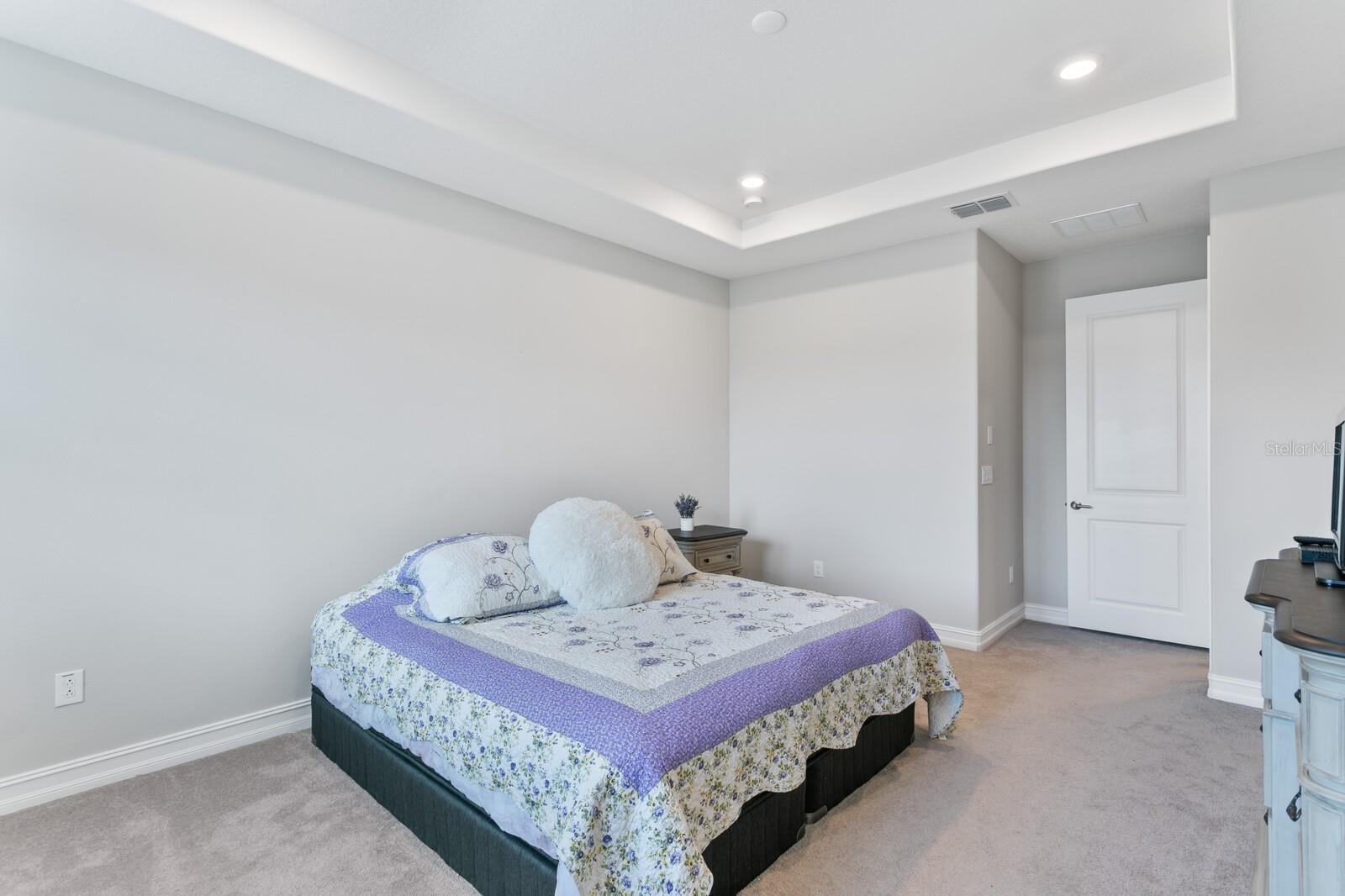 Image 20 of 44 For 4663 Almada Lane