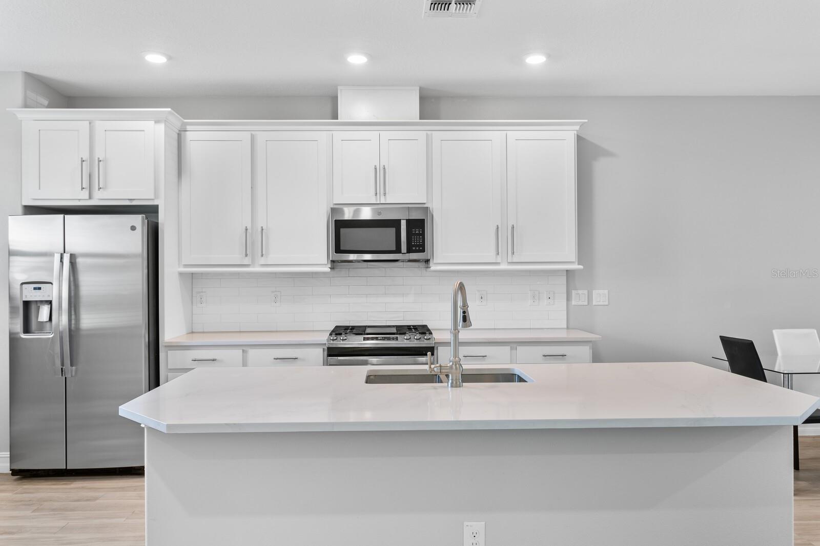 Image 9 of 44 For 4663 Almada Lane