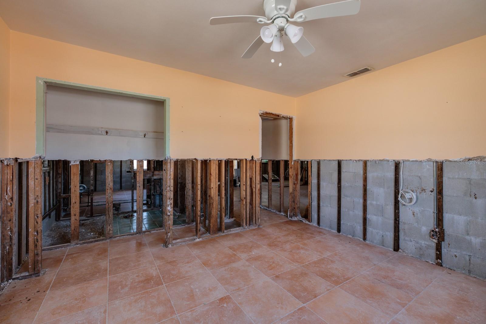 Image 10 of 39 For 340 83rd Avenue