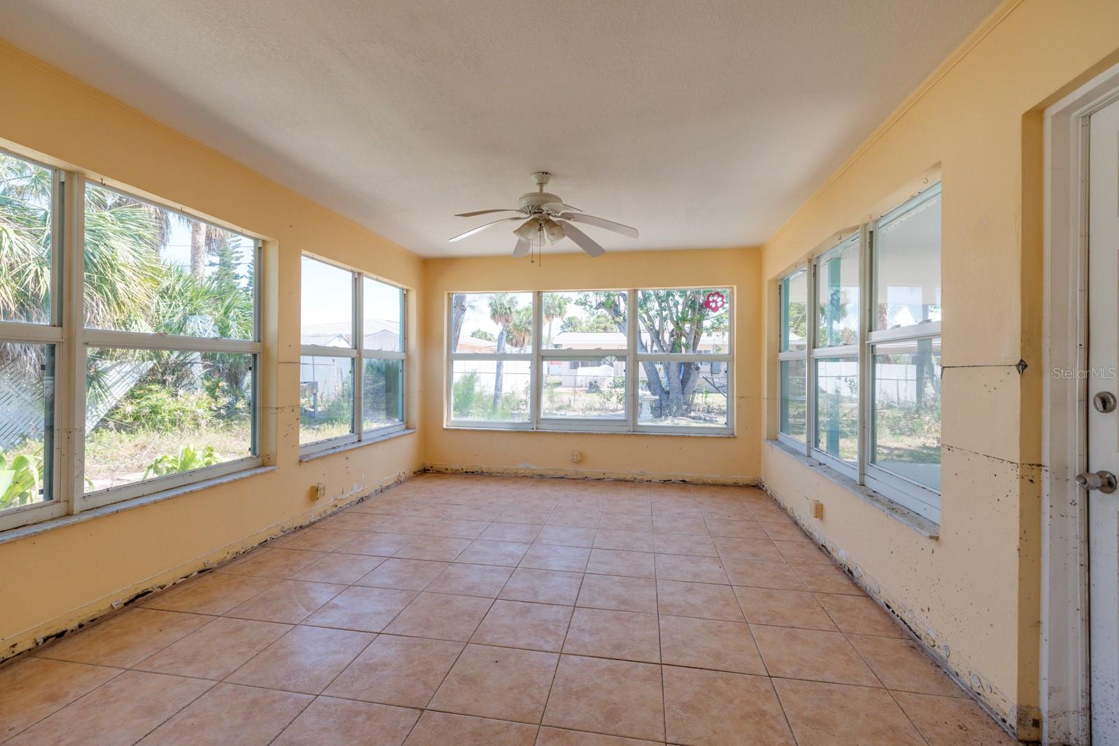 Image 13 of 39 For 340 83rd Avenue