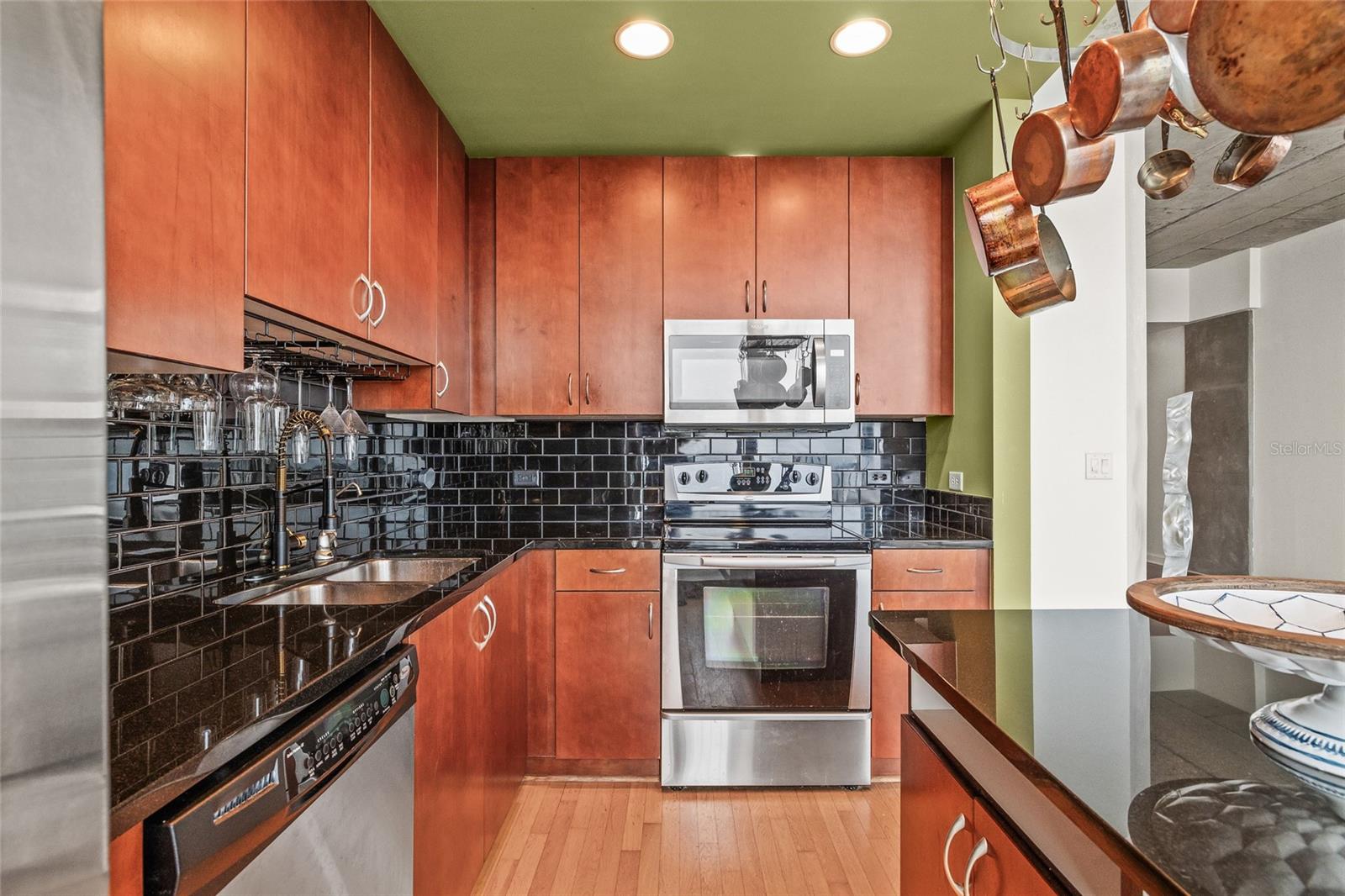 Image 14 of 43 For 777 Ashley Drive 2807