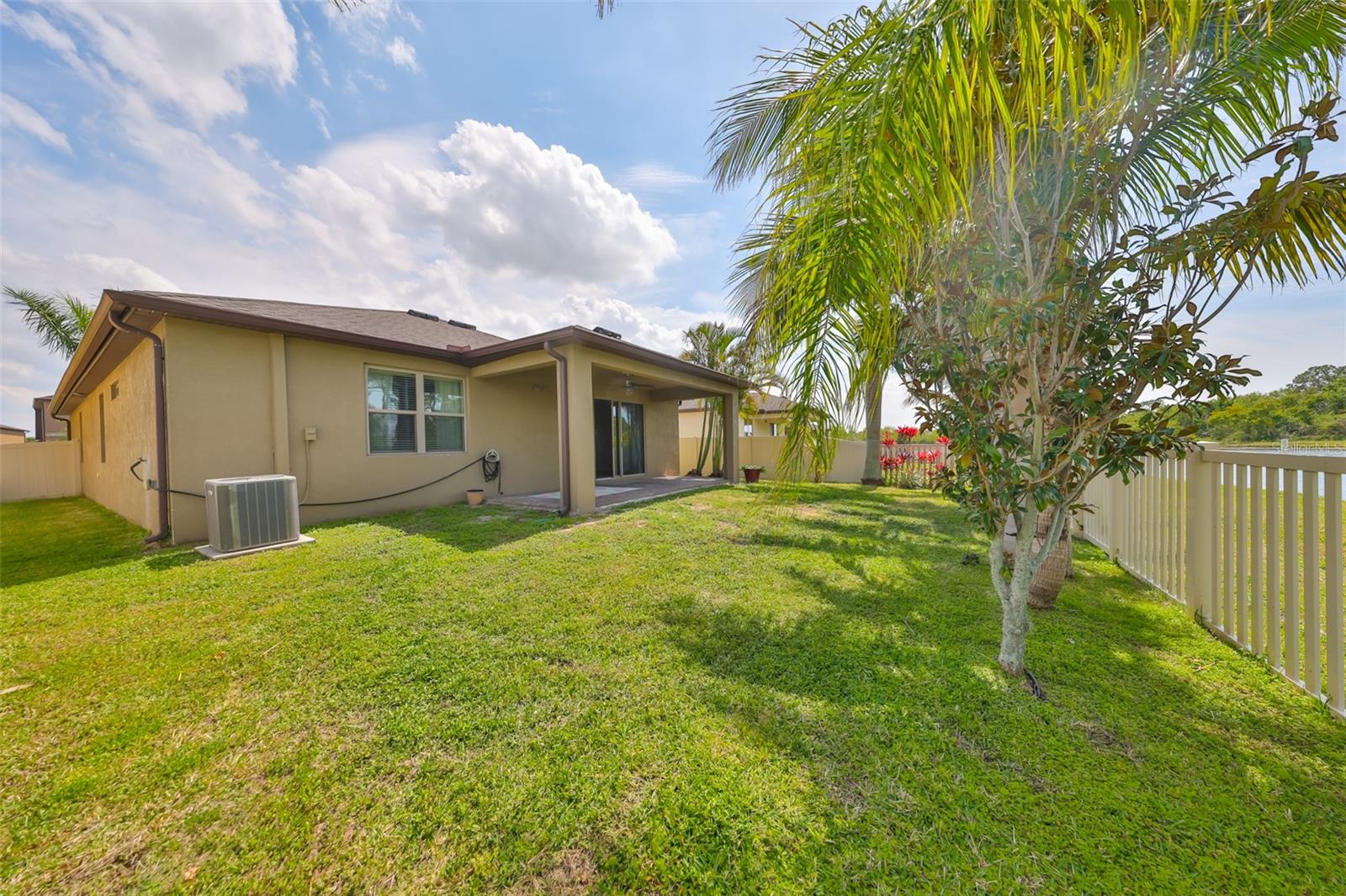 Image 33 of 37 For 1612 Cabbage Key Drive