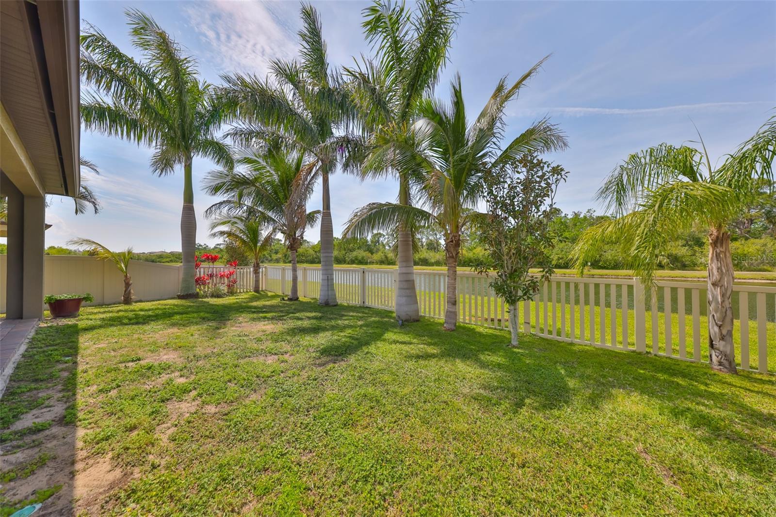 Image 35 of 37 For 1612 Cabbage Key Drive