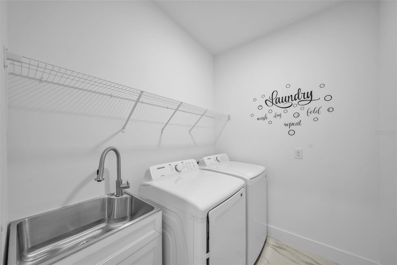 Image 33 of 40 For 1846 Diplomat Parkway W